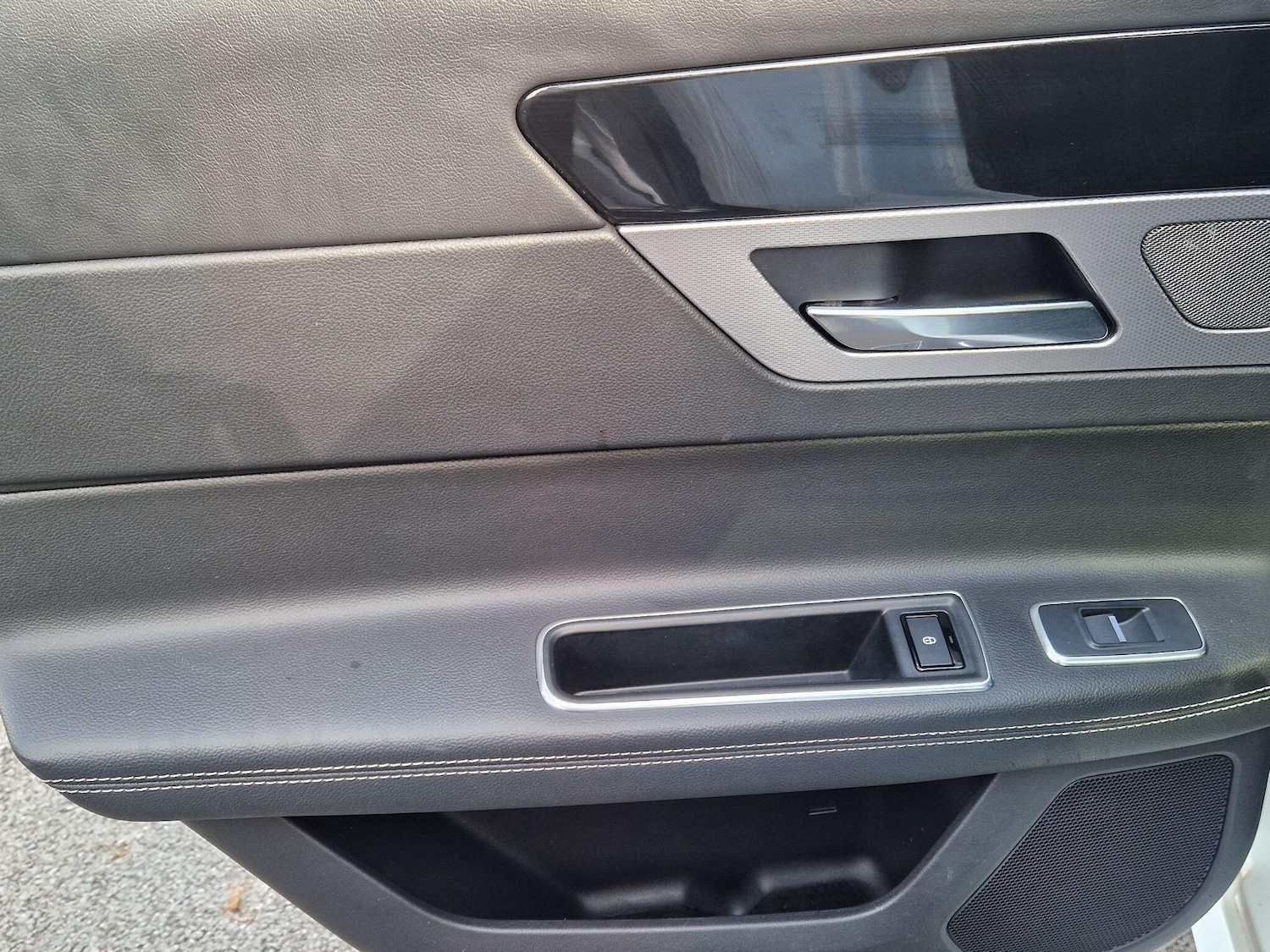 Used Jaguar XF 2016 for sale - 77670985: Photo 40