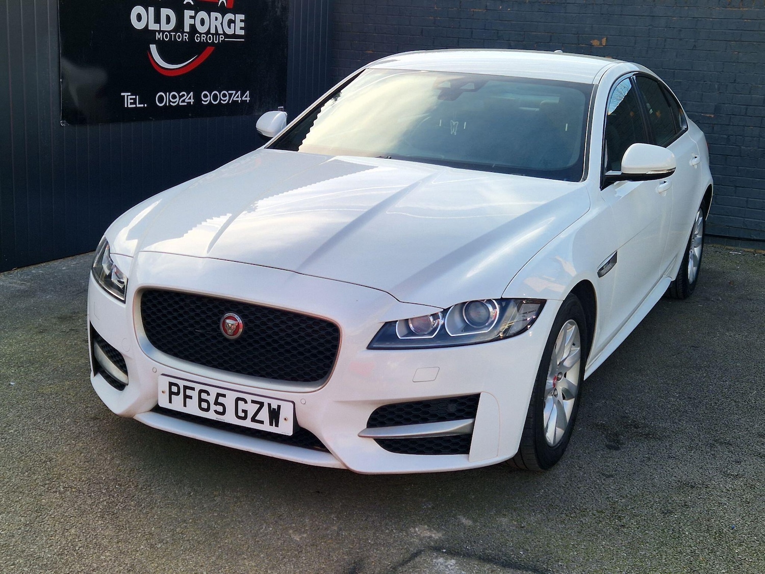 Used Jaguar XF 2016 for sale - 77670985: Photo 5