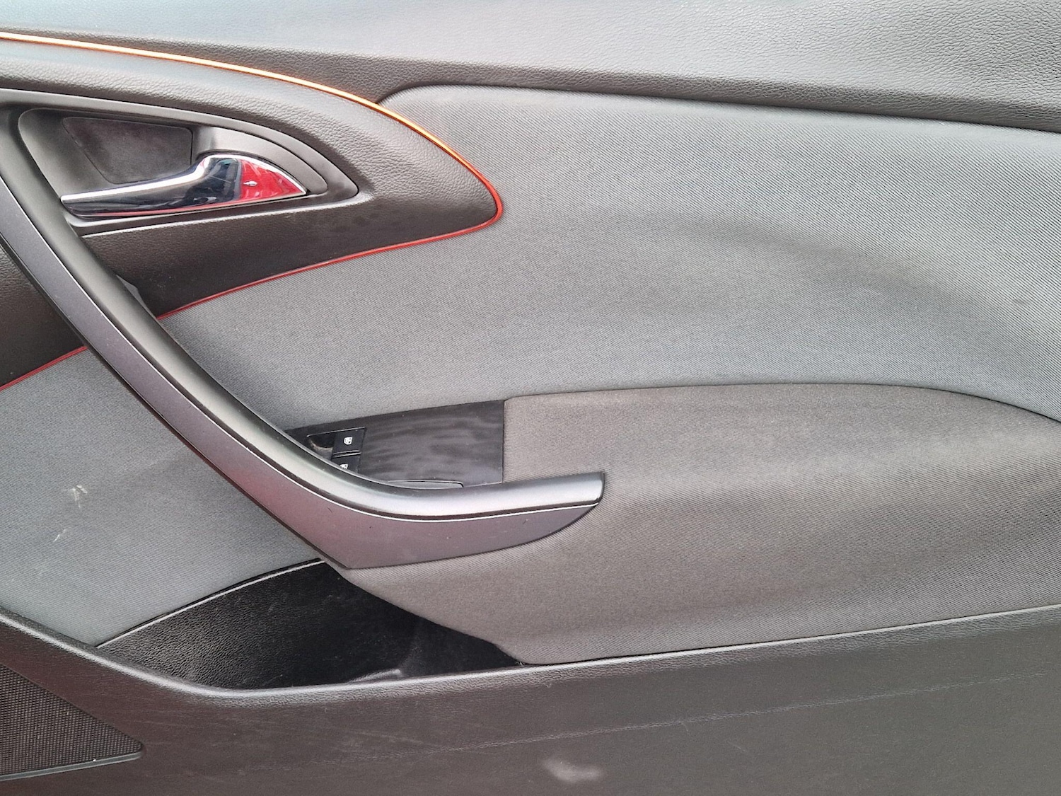 Used Vauxhall Astra GTC 2015 for sale - 77658783: Photo 31