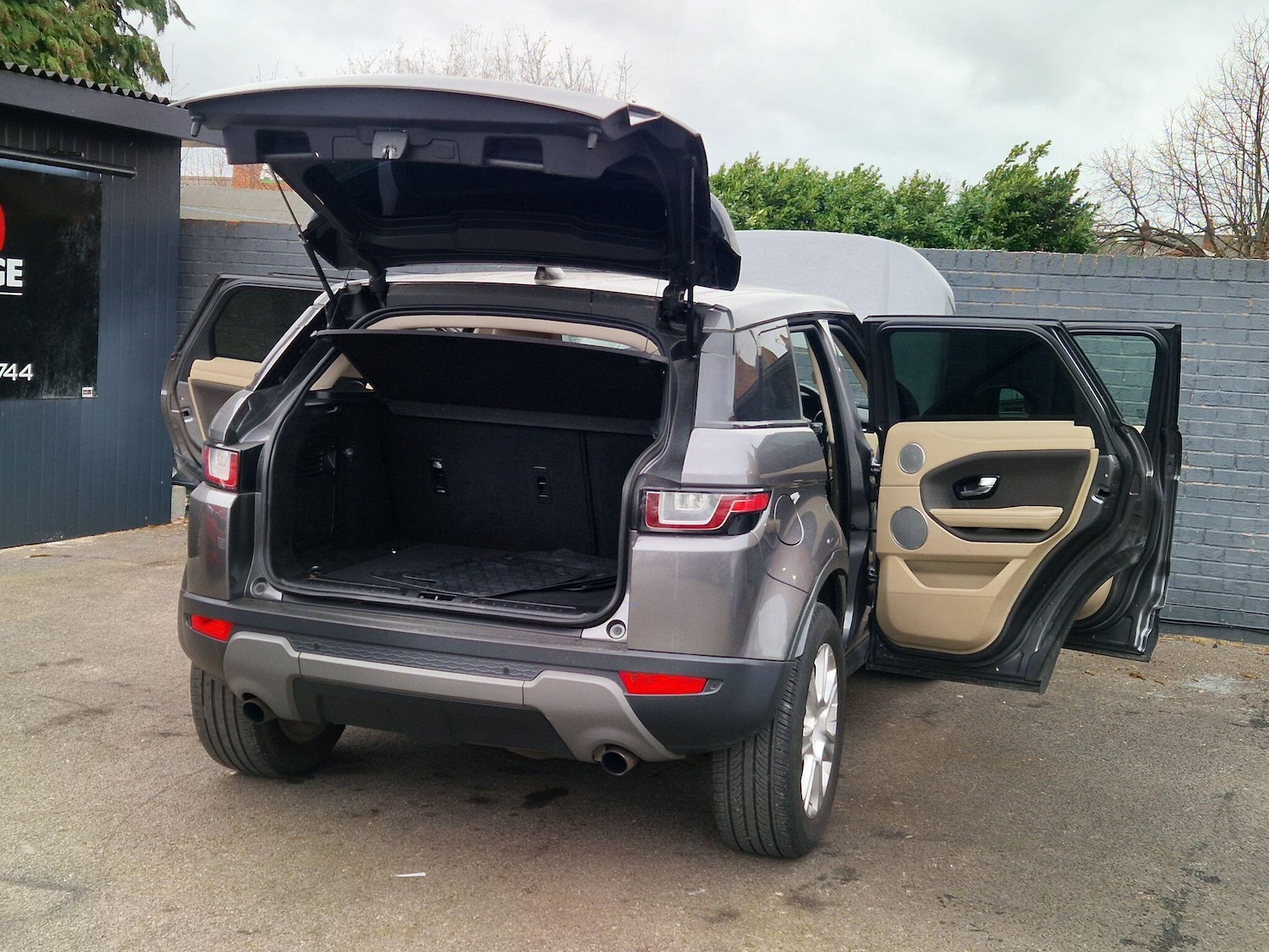 Used Land Rover Range Rover Evoque 2017 for sale - 77854066: Photo 21