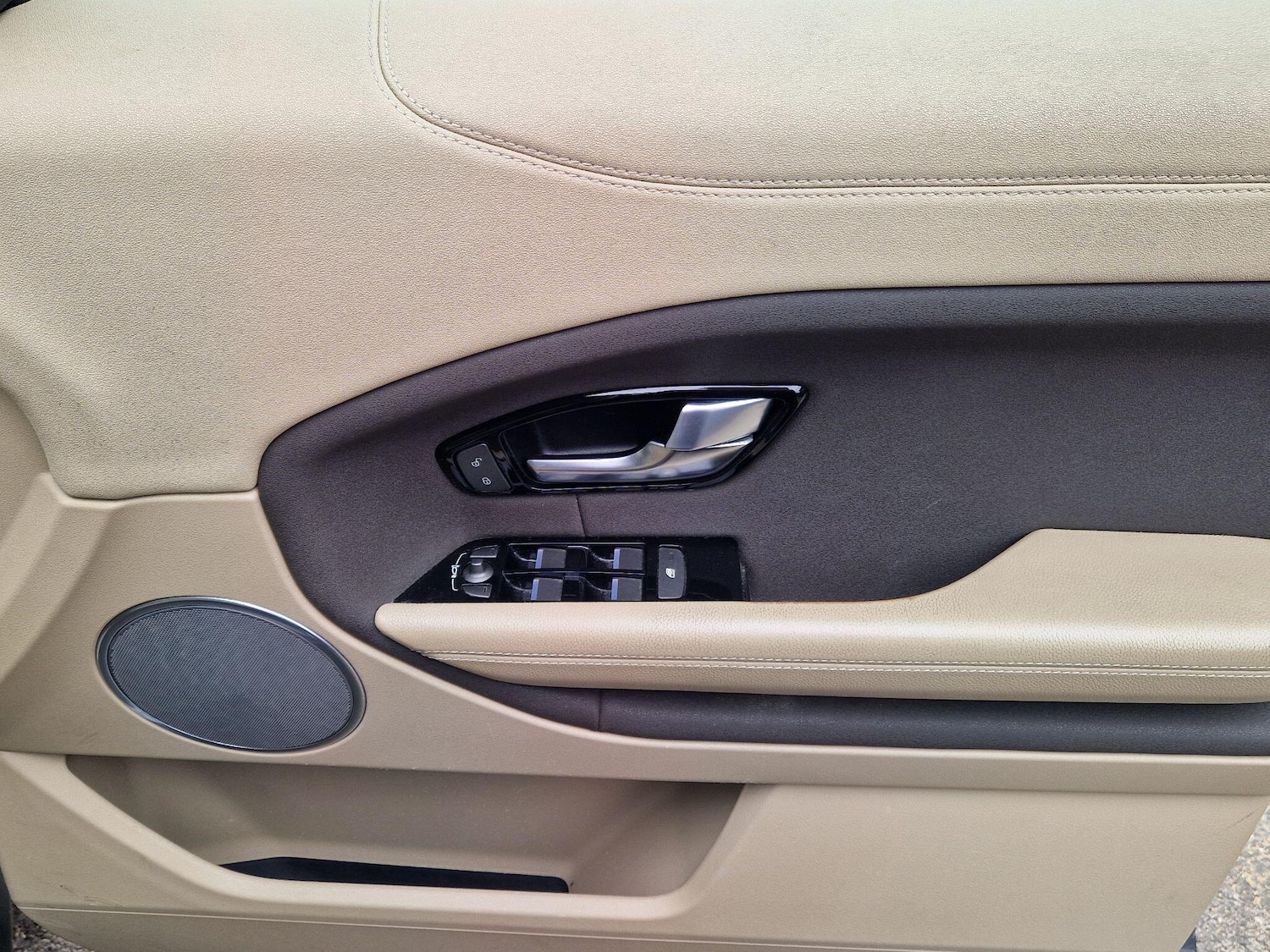 Used Land Rover Range Rover Evoque 2017 for sale - 77854066: Photo 33