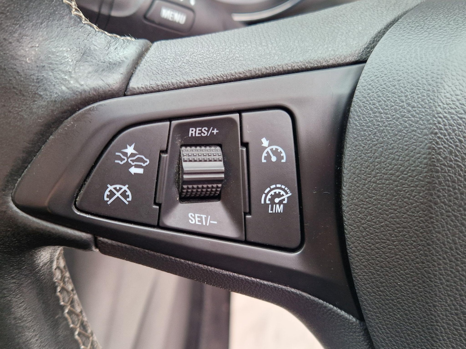 Used Vauxhall Astra 2017 for sale - 78204339: Photo 46