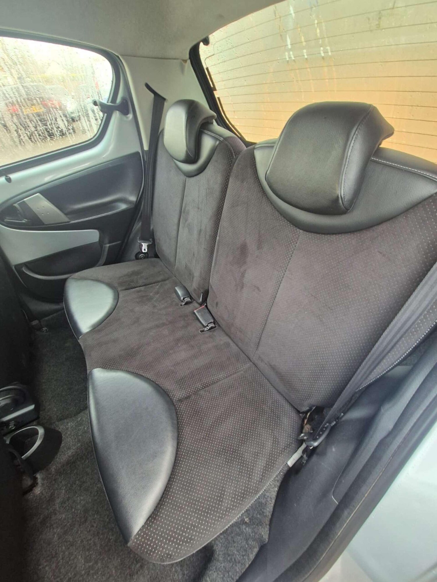 Used Toyota AYGO 2012 for sale - 76781035: Photo 34