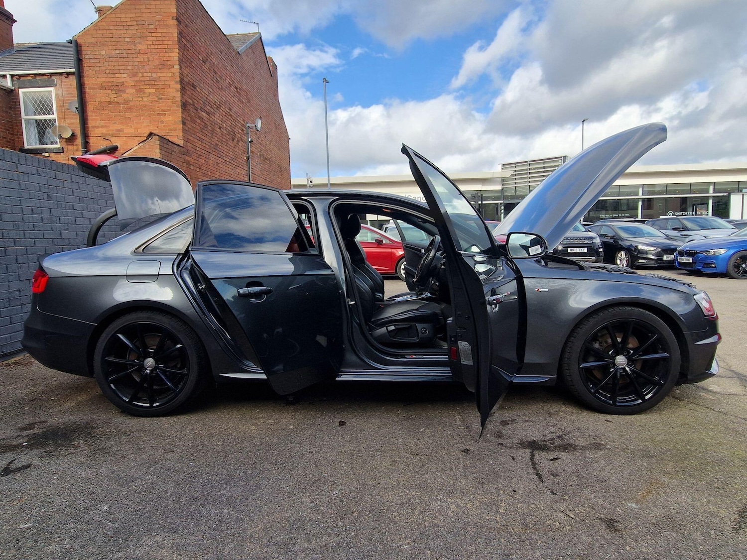 Used Audi A4 2015 for sale - 77658869: Photo 22