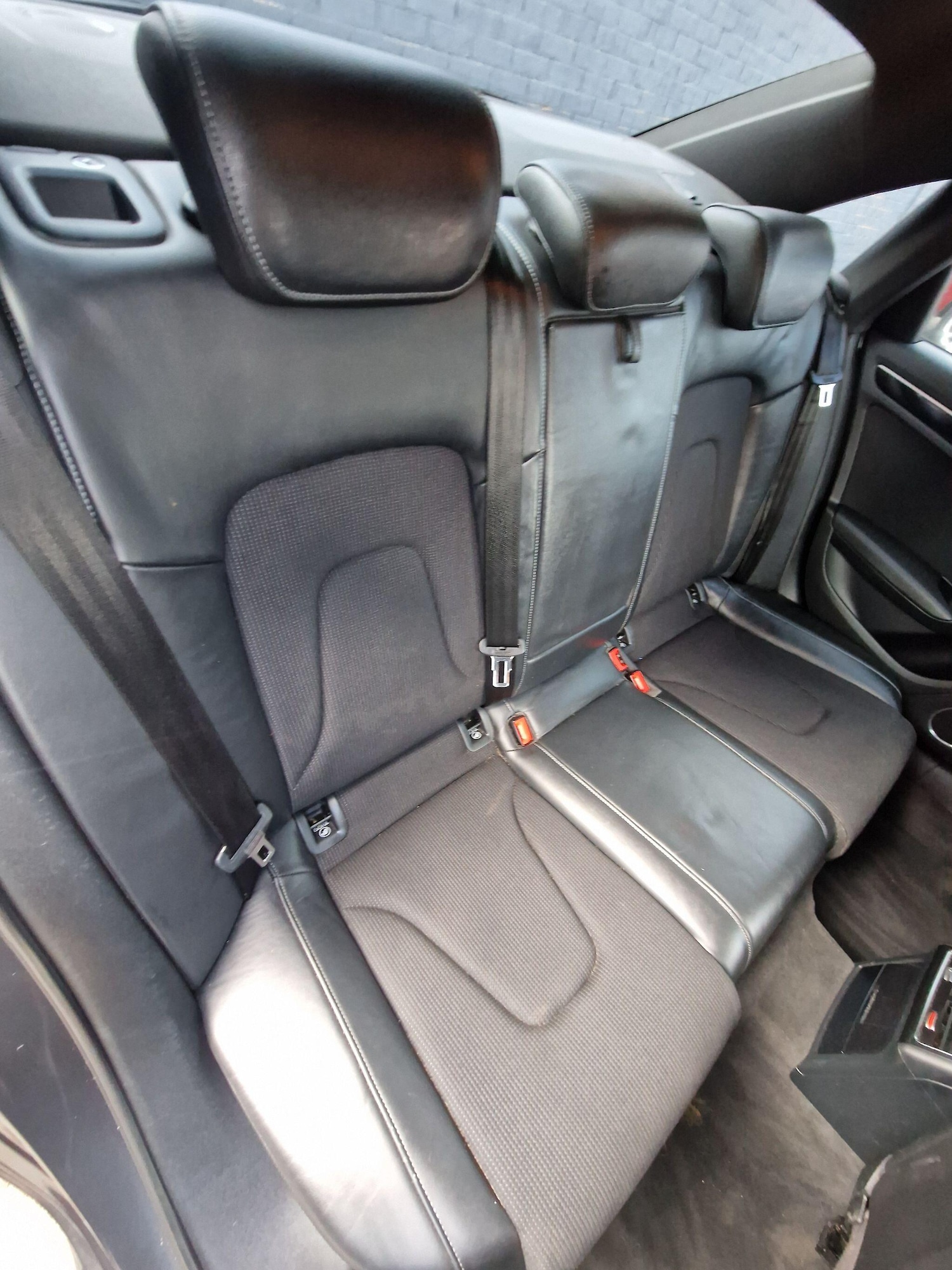 Used Audi A4 2015 for sale - 77658869: Photo 33