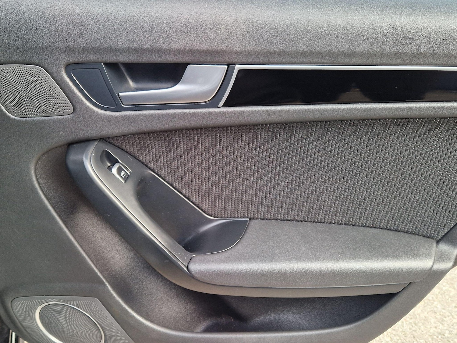 Used Audi A4 2015 for sale - 77658869: Photo 35