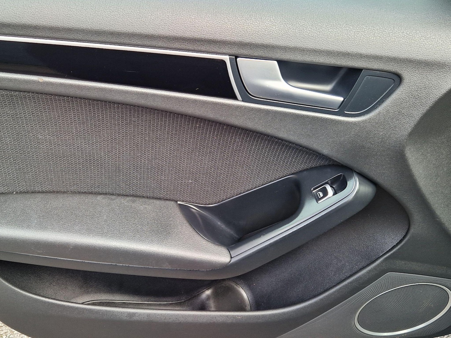 Used Audi A4 2015 for sale - 77658869: Photo 38