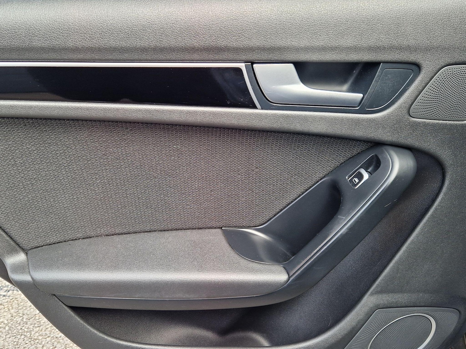 Used Audi A4 2015 for sale - 77658869: Photo 41