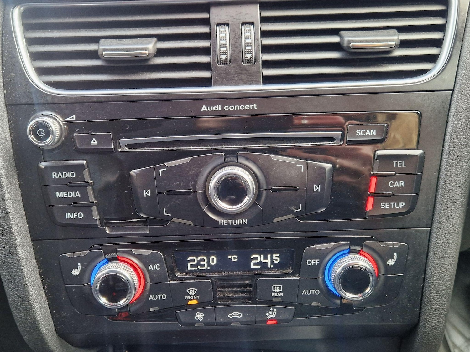 Used Audi A4 2015 for sale - 77658869: Photo 49