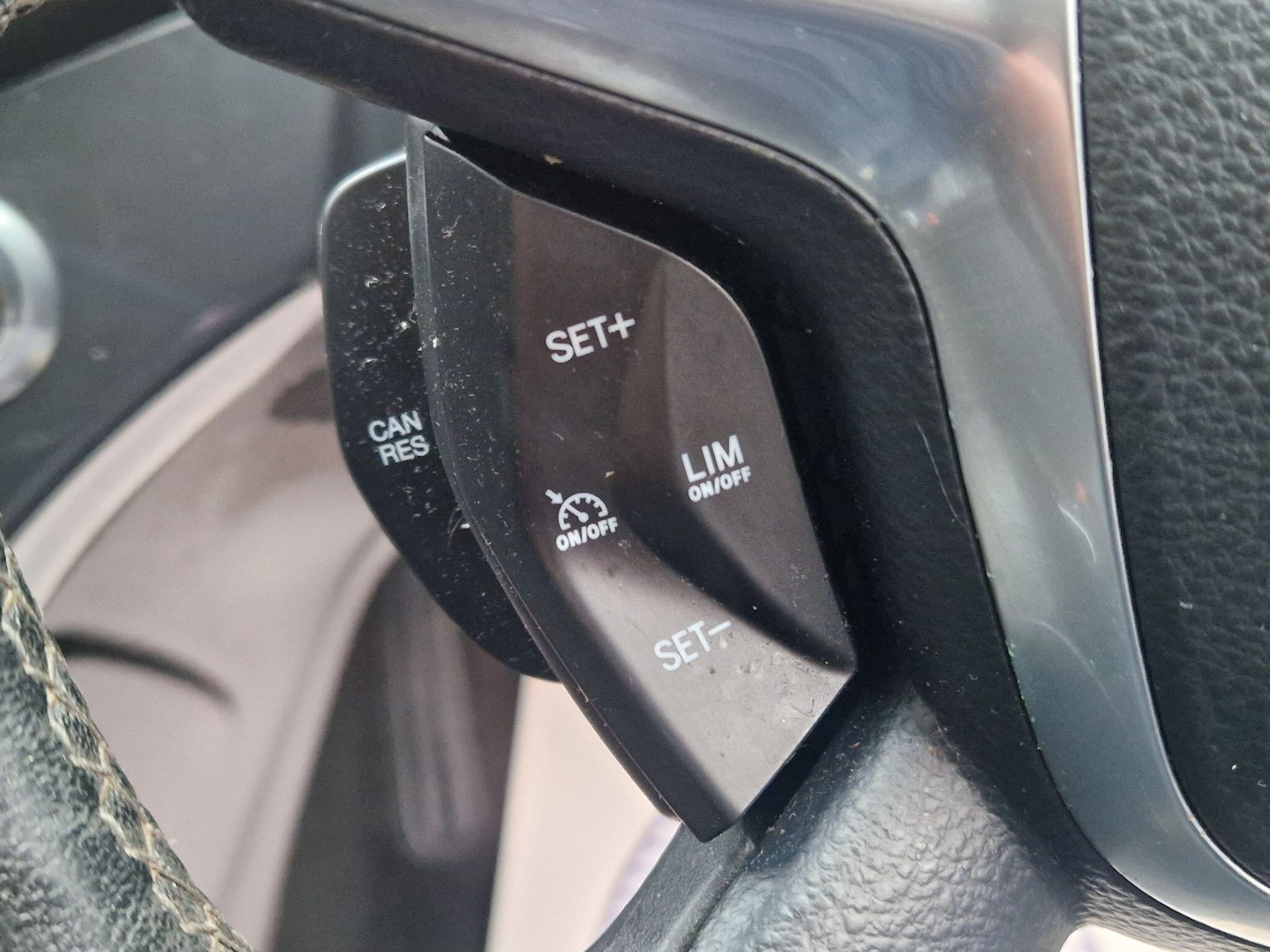 Used Ford Kuga 2015 for sale - 77358289: Photo 49