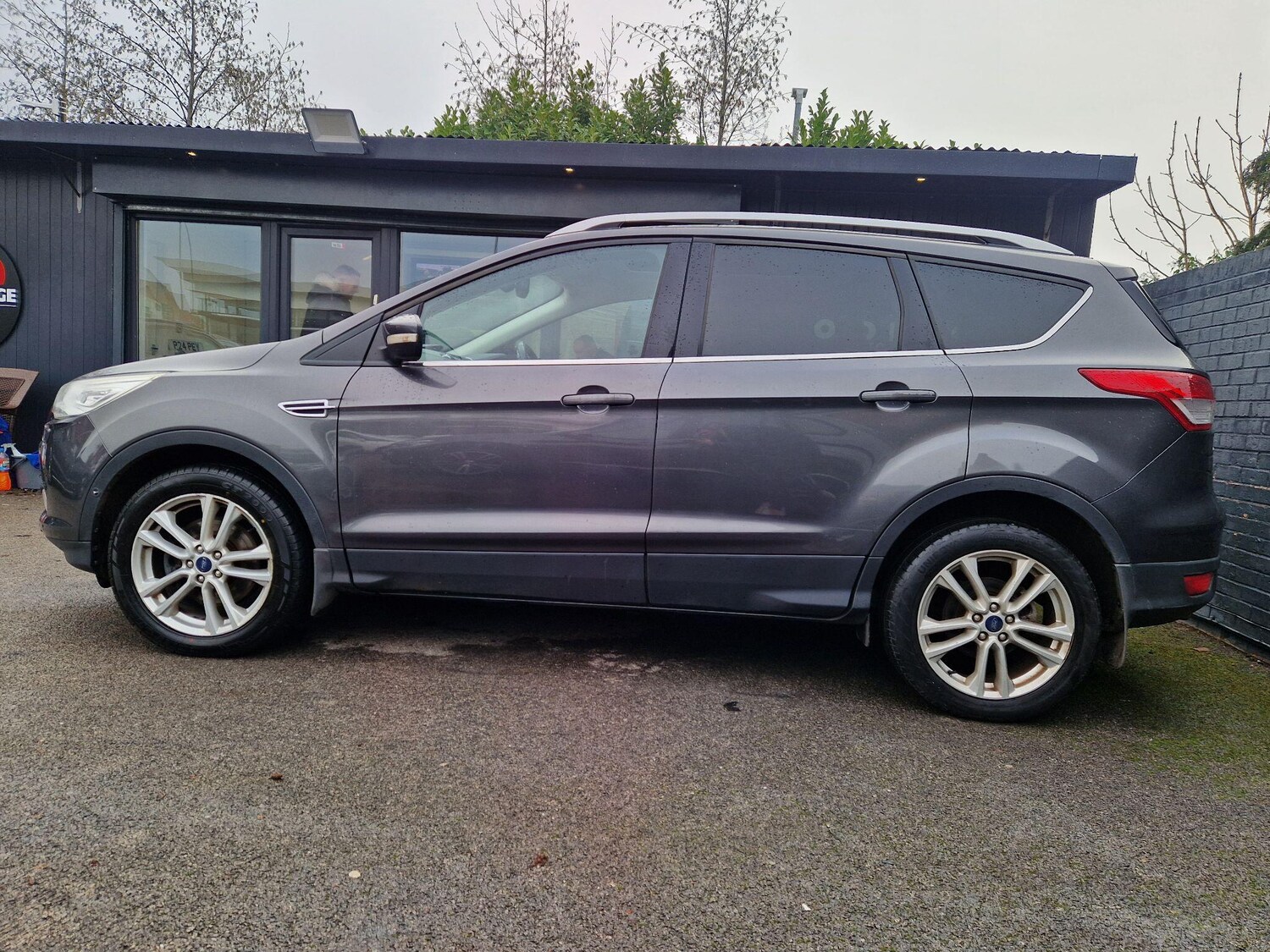 Used Ford Kuga 2015 for sale - 77358289: Photo 6