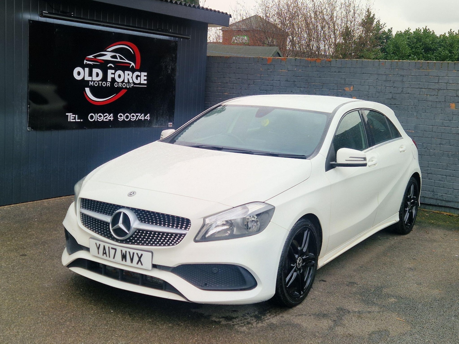 Used Mercedes-Benz A-Class 2017 for sale - 77696556: Photo 1