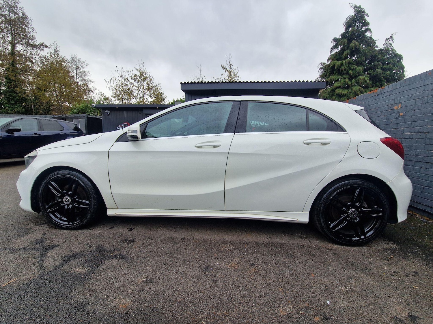 Used Mercedes-Benz A-Class 2017 for sale - 77696556: Photo 6