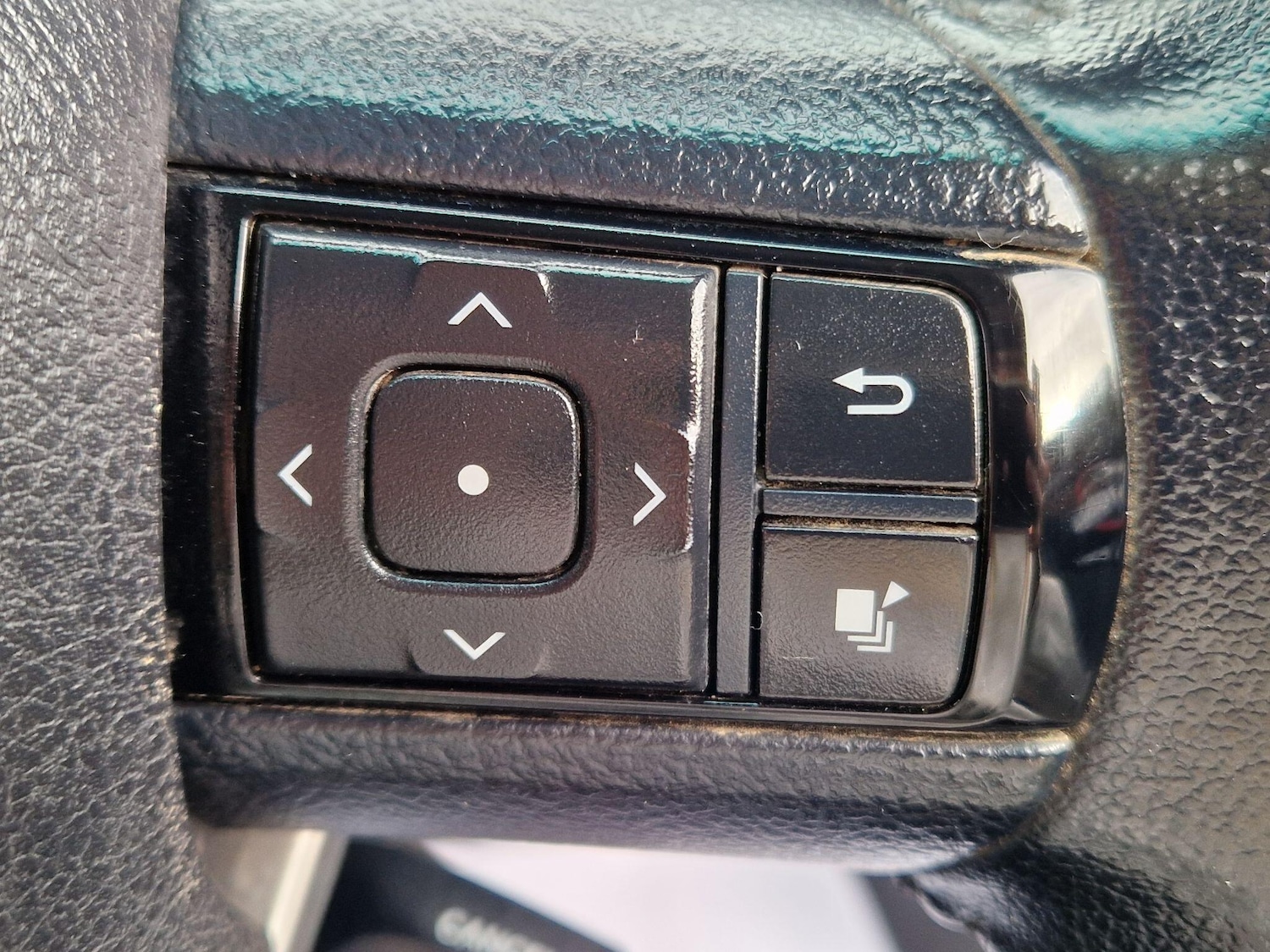 Used Toyota Hilux for sale - 77174872: Photo 45