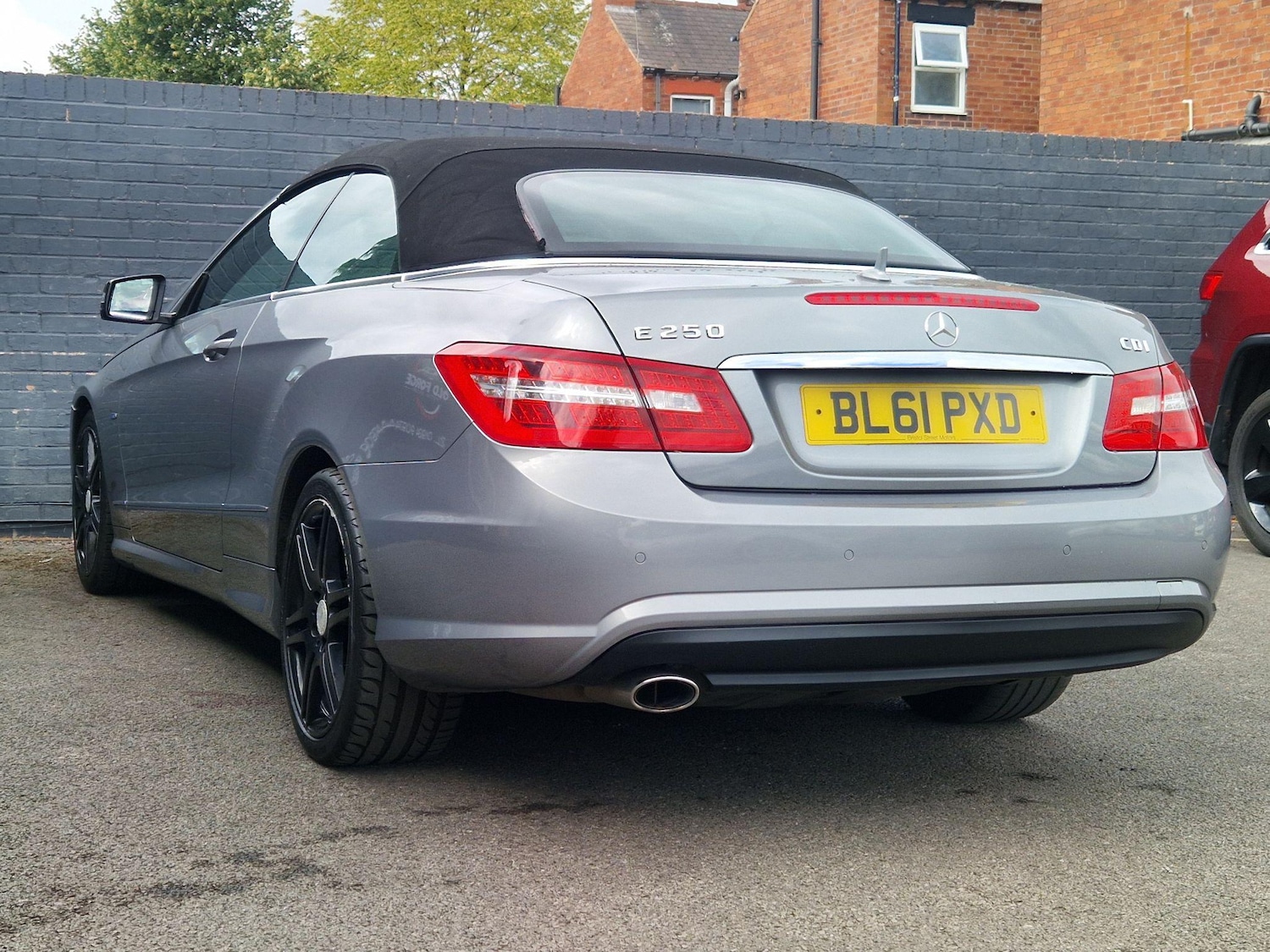 Used Mercedes-Benz E Class 2012 for sale - 76781040: Photo 28