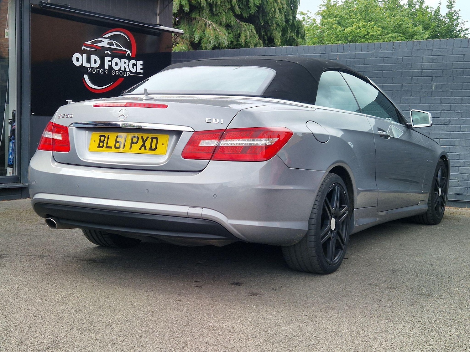 Used Mercedes-Benz E Class 2012 for sale - 76781040: Photo 30