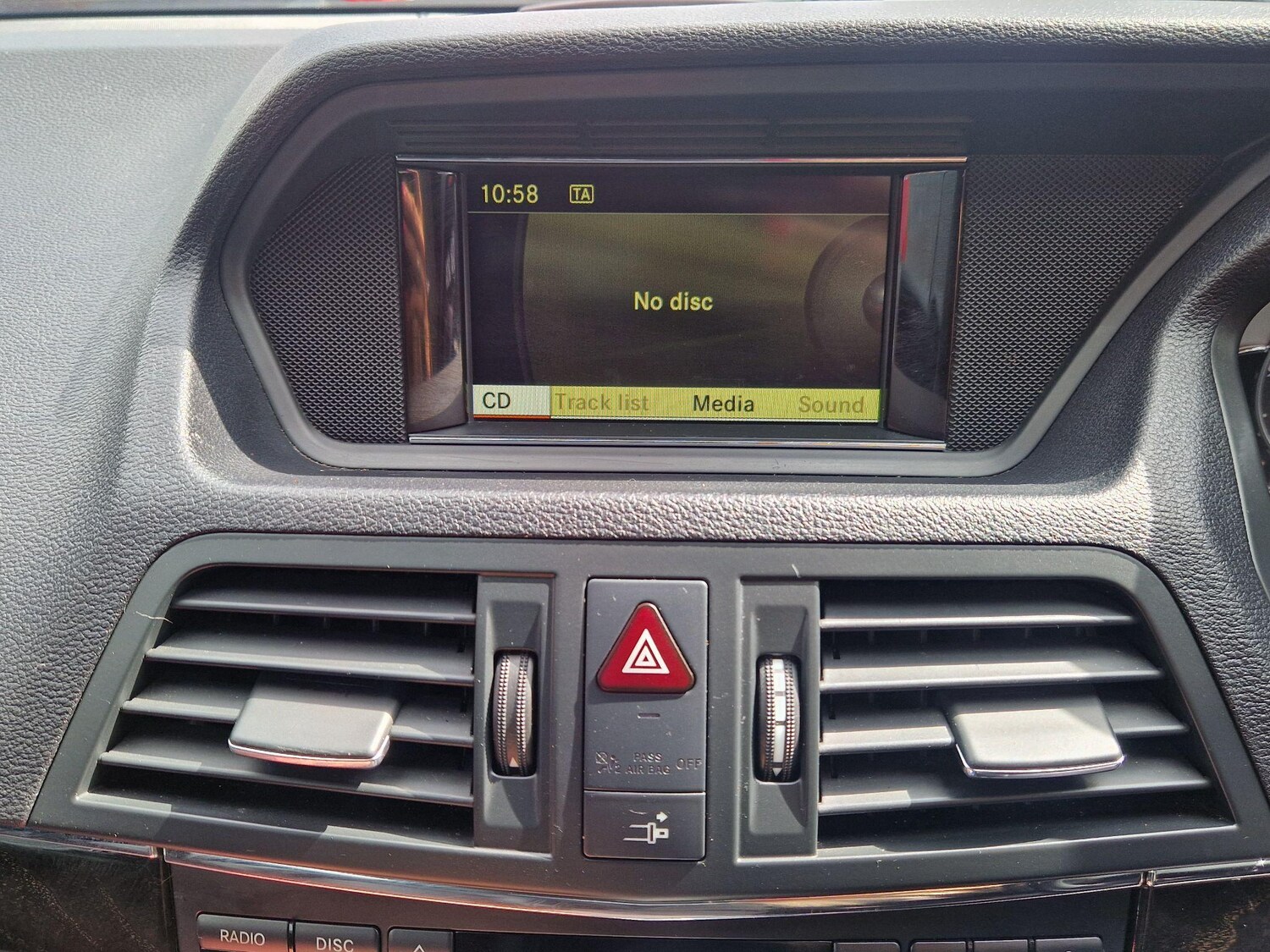 Used Mercedes-Benz E Class 2012 for sale - 76781040: Photo 46