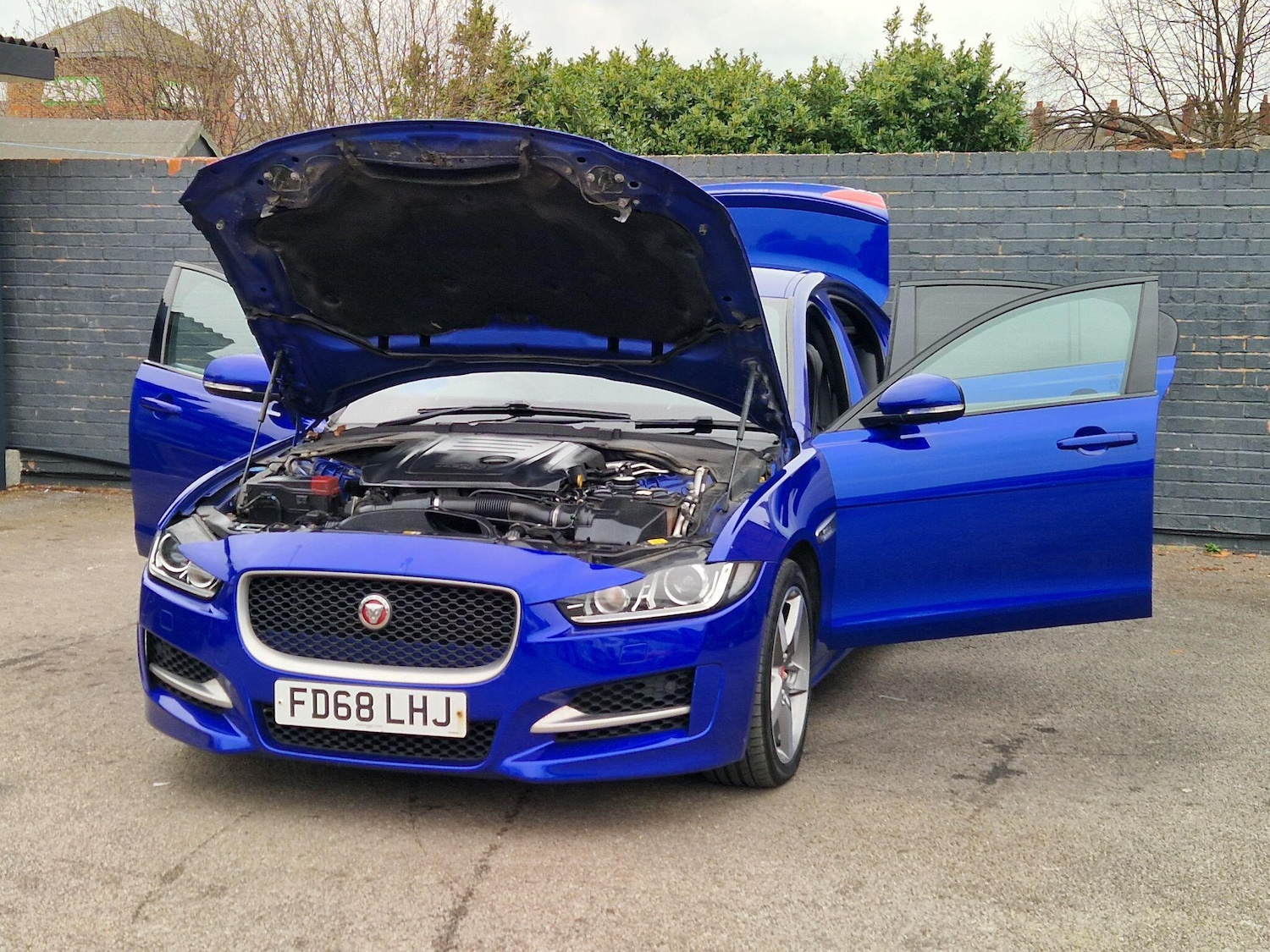 Used Jaguar XE for sale - 78115699: Photo 14