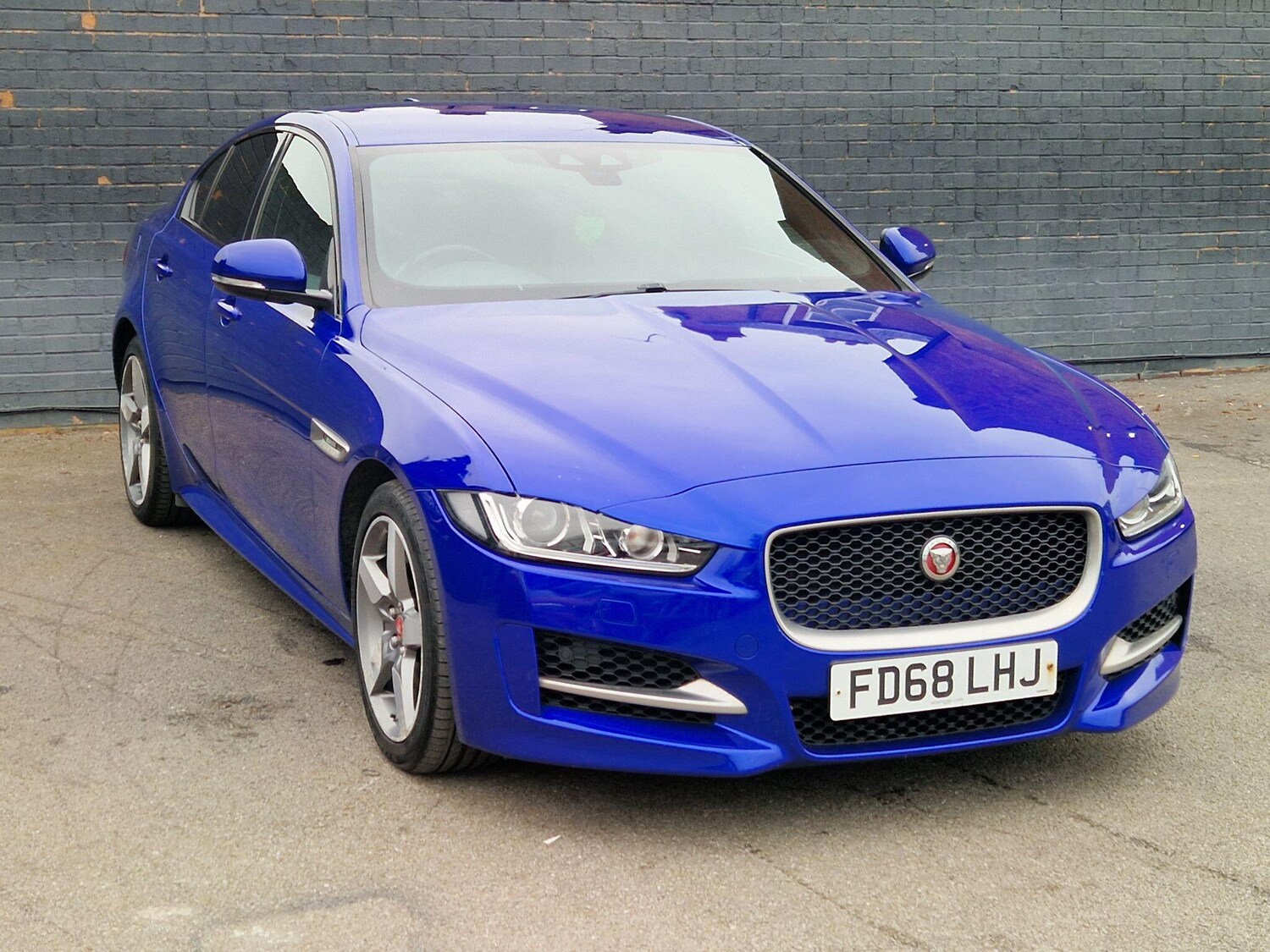 Used Jaguar XE for sale - 78115699: Photo 16