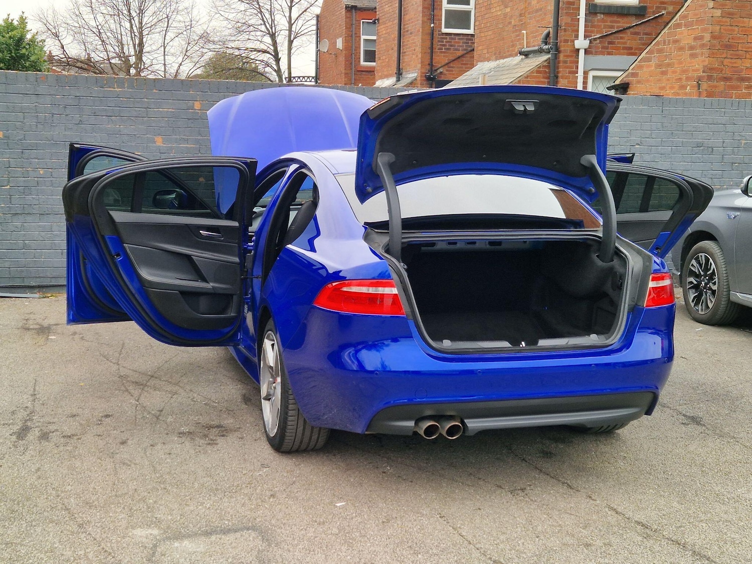 Used Jaguar XE for sale - 78115699: Photo 19