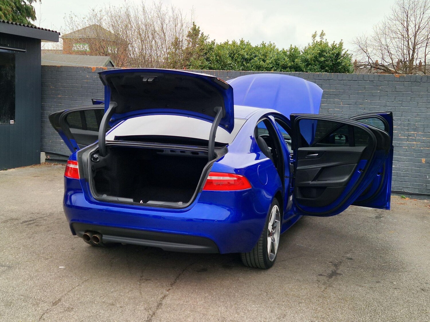 Used Jaguar XE for sale - 78115699: Photo 21