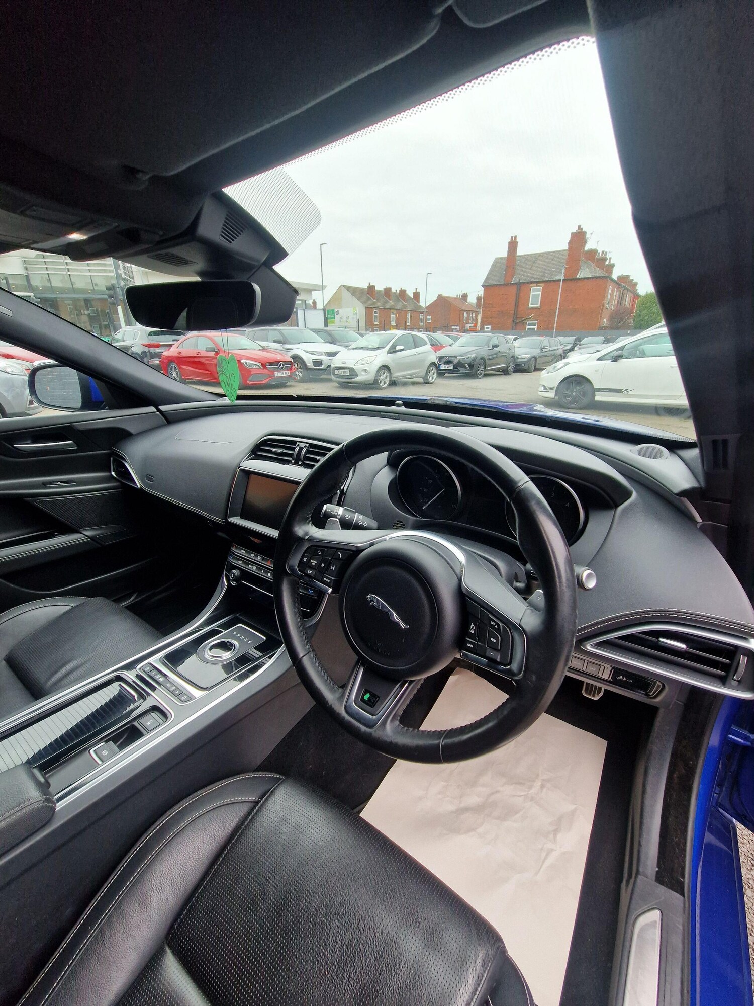 Used Jaguar XE for sale - 78115699: Photo 30