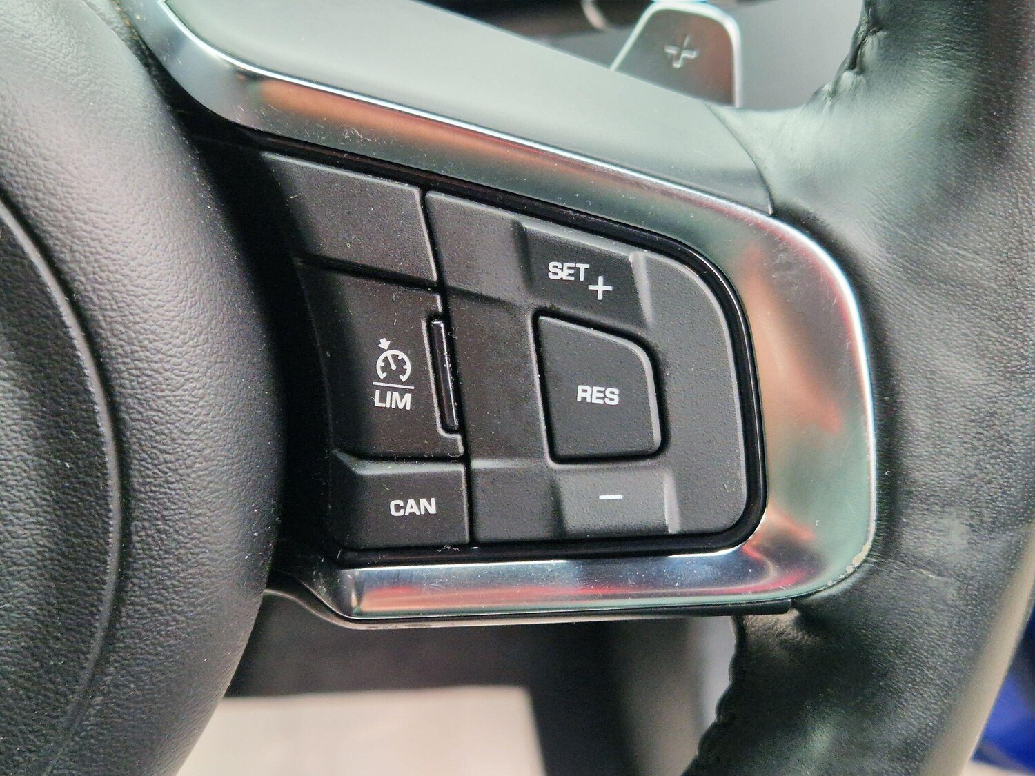 Used Jaguar XE for sale - 78115699: Photo 52