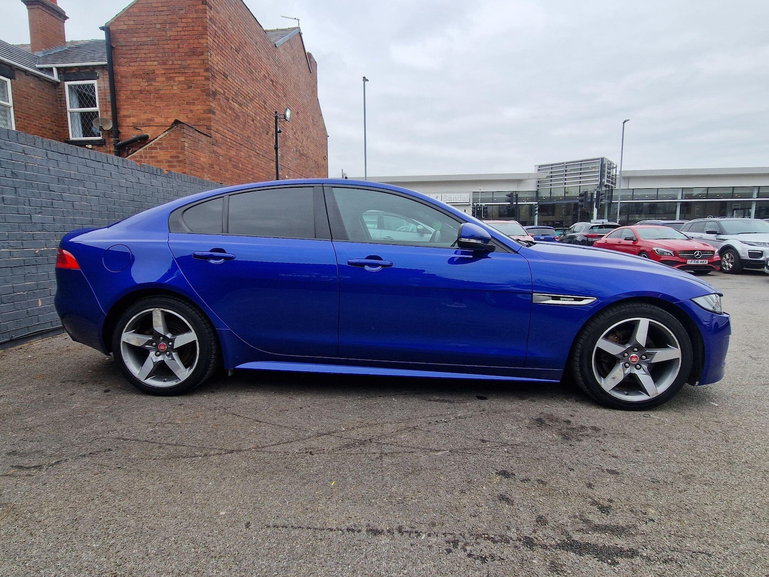 Used Jaguar XE for sale - 78115699: Photo 7