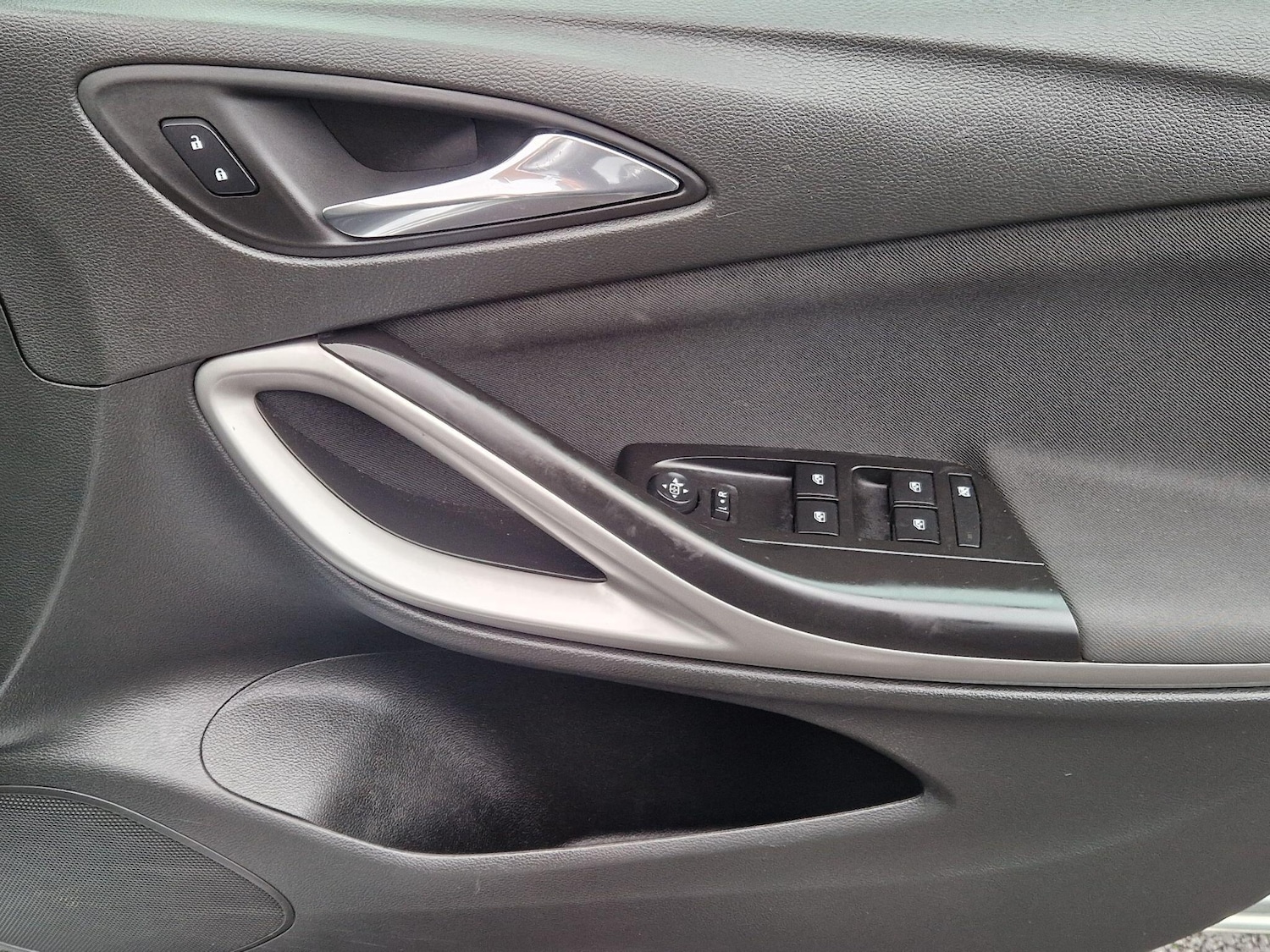 Used Vauxhall Astra for sale - 77794108: Photo 30