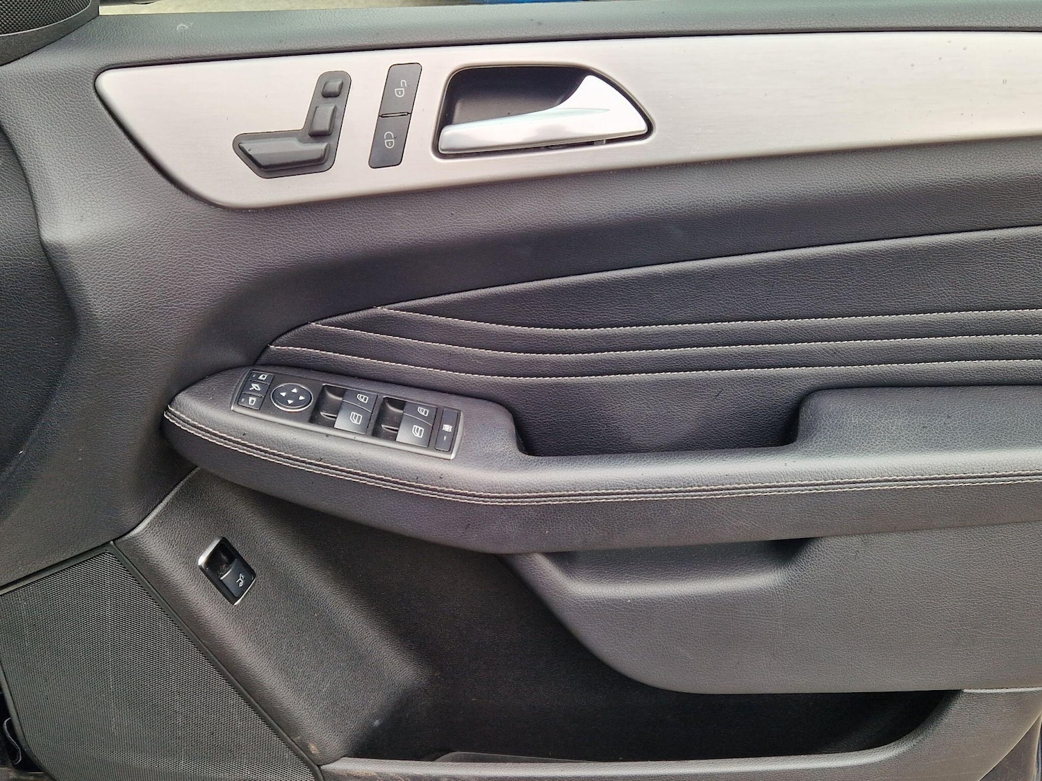 Used Mercedes-Benz M Class 2015 for sale - 77853190: Photo 32