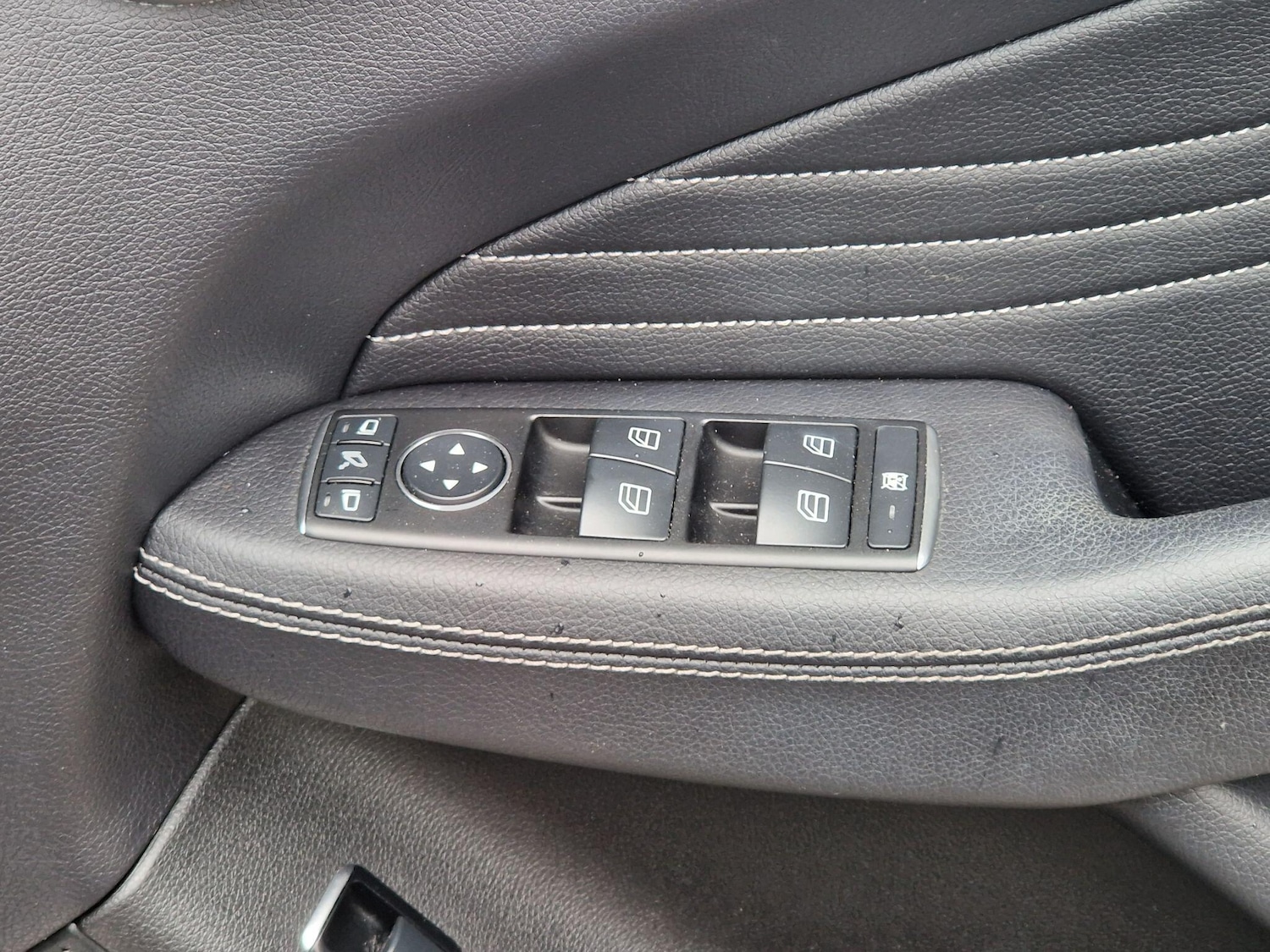 Used Mercedes-Benz M Class 2015 for sale - 77853190: Photo 33