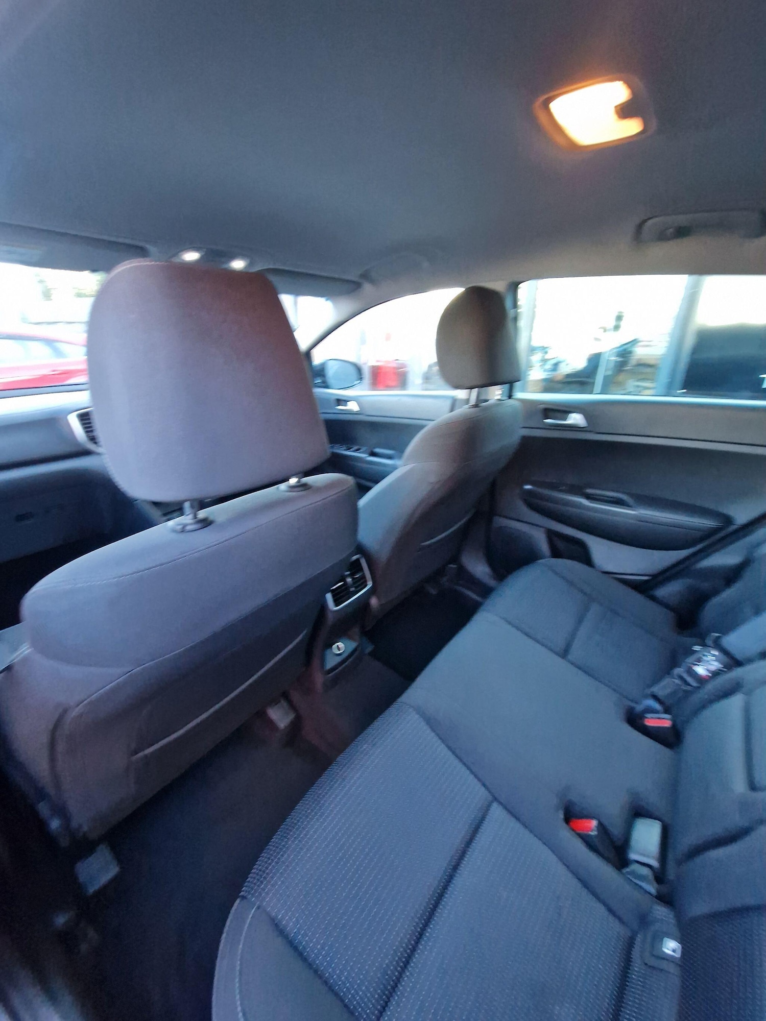 Used Kia Sportage 2018 for sale - 77015291: Photo 40