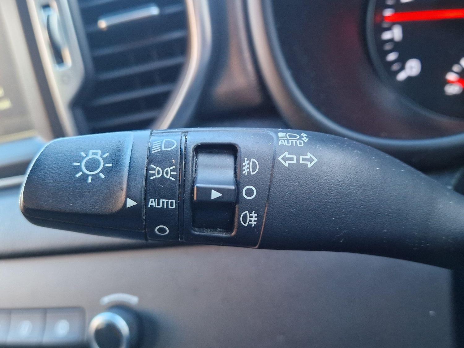 Used Kia Sportage 2018 for sale - 77015291: Photo 44