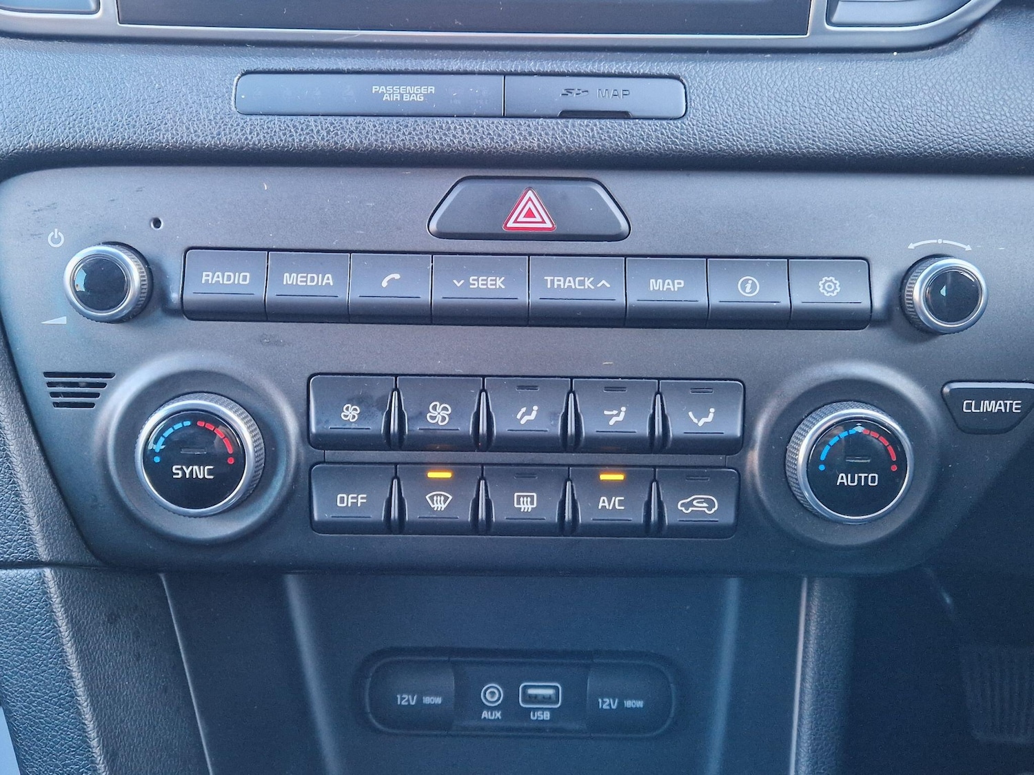 Used Kia Sportage 2018 for sale - 77015291: Photo 49