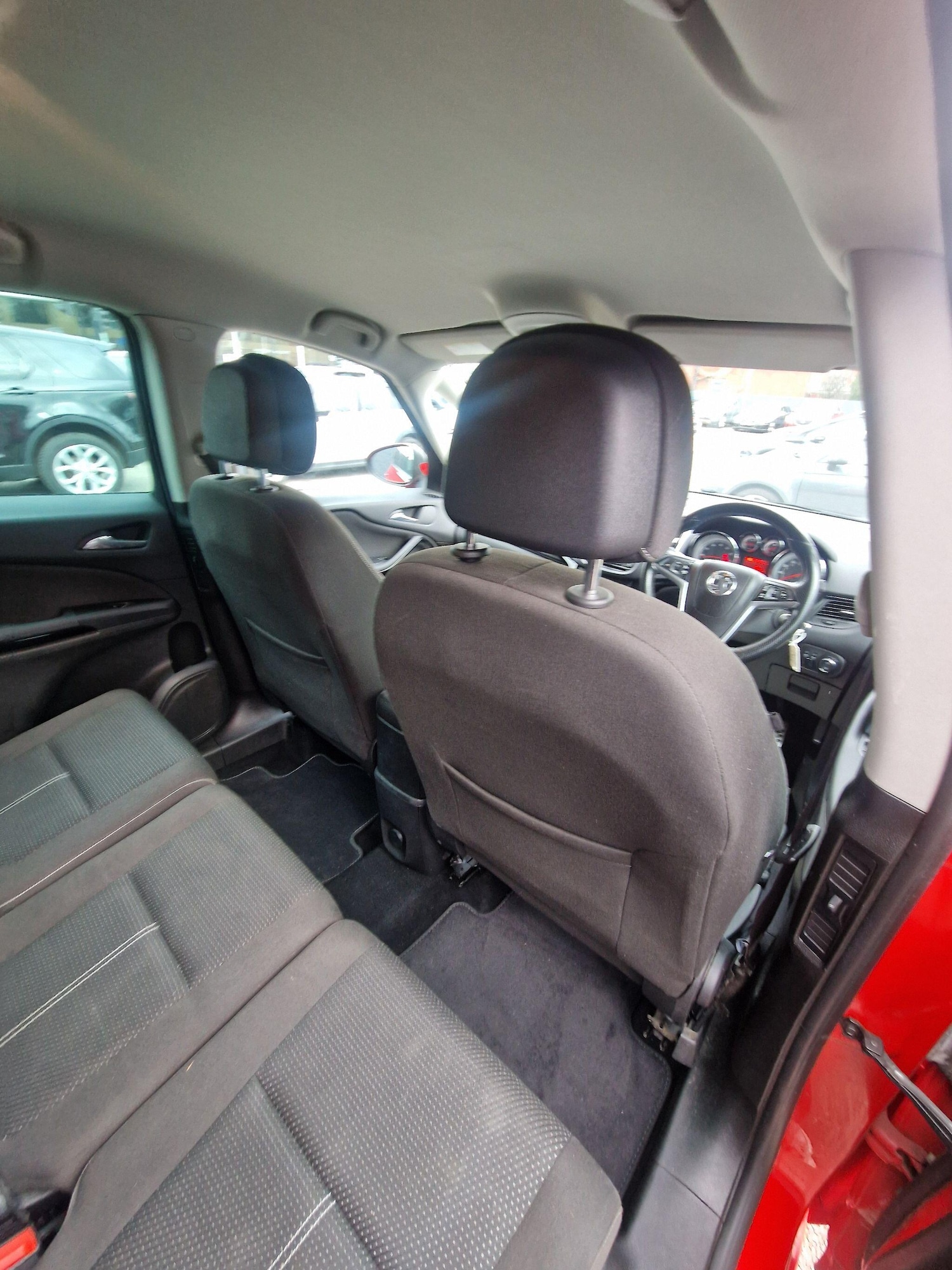 Used Vauxhall Zafira Tourer for sale - 77598532: Photo 35