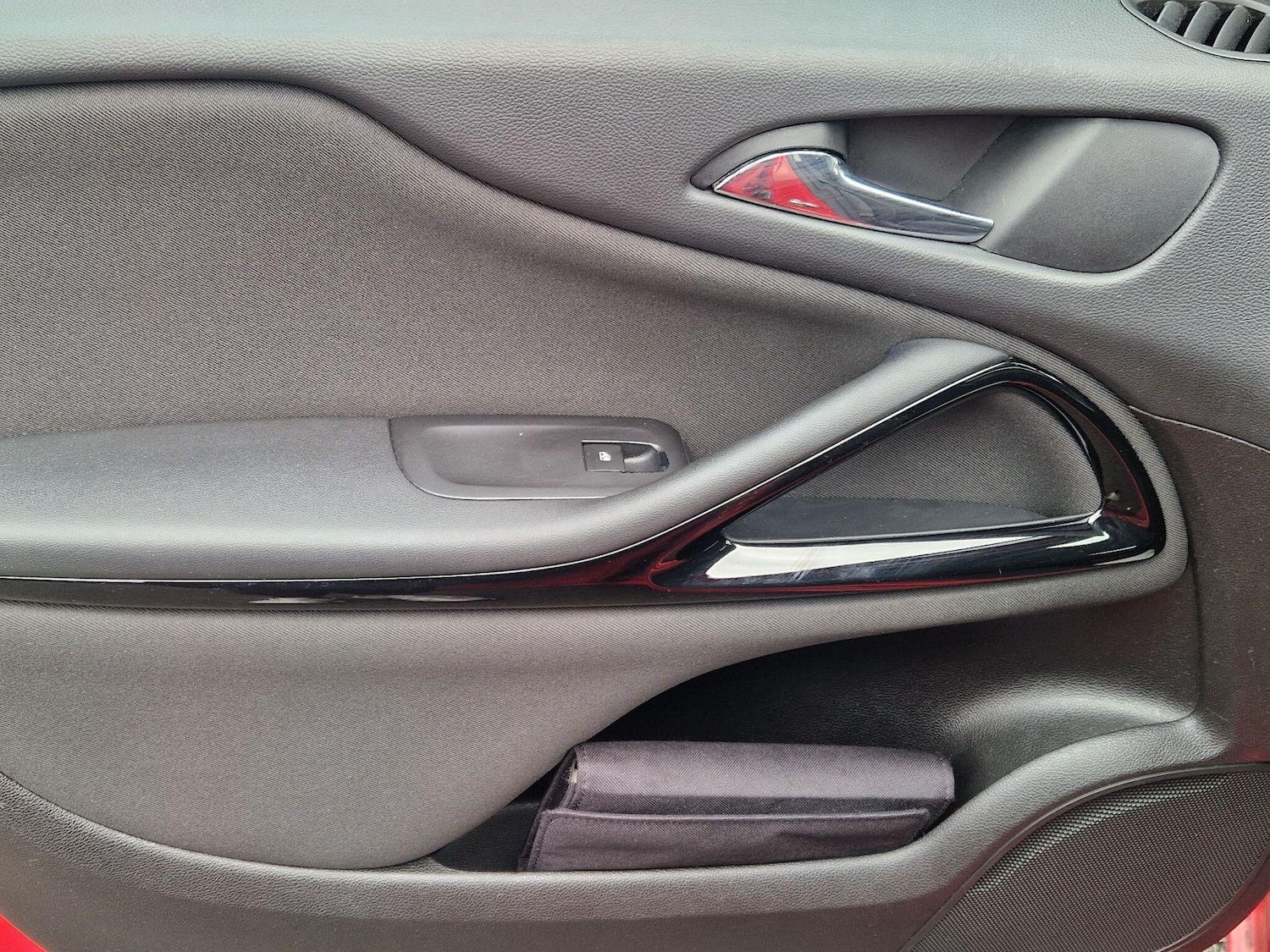 Used Vauxhall Zafira Tourer for sale - 77598532: Photo 40