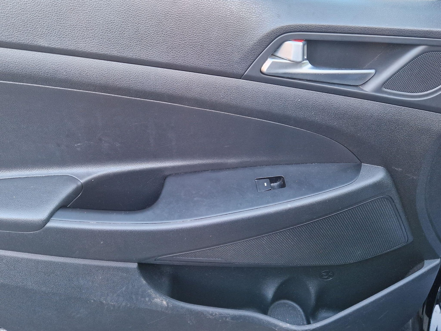 Used Hyundai TUCSON 2017 for sale - 77015290: Photo 38