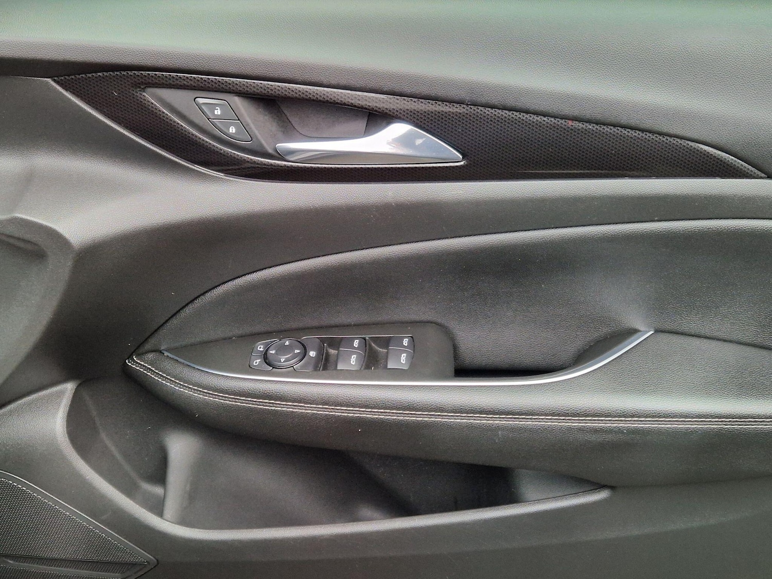 Used Vauxhall Insignia 2019 for sale - 77351944: Photo 31