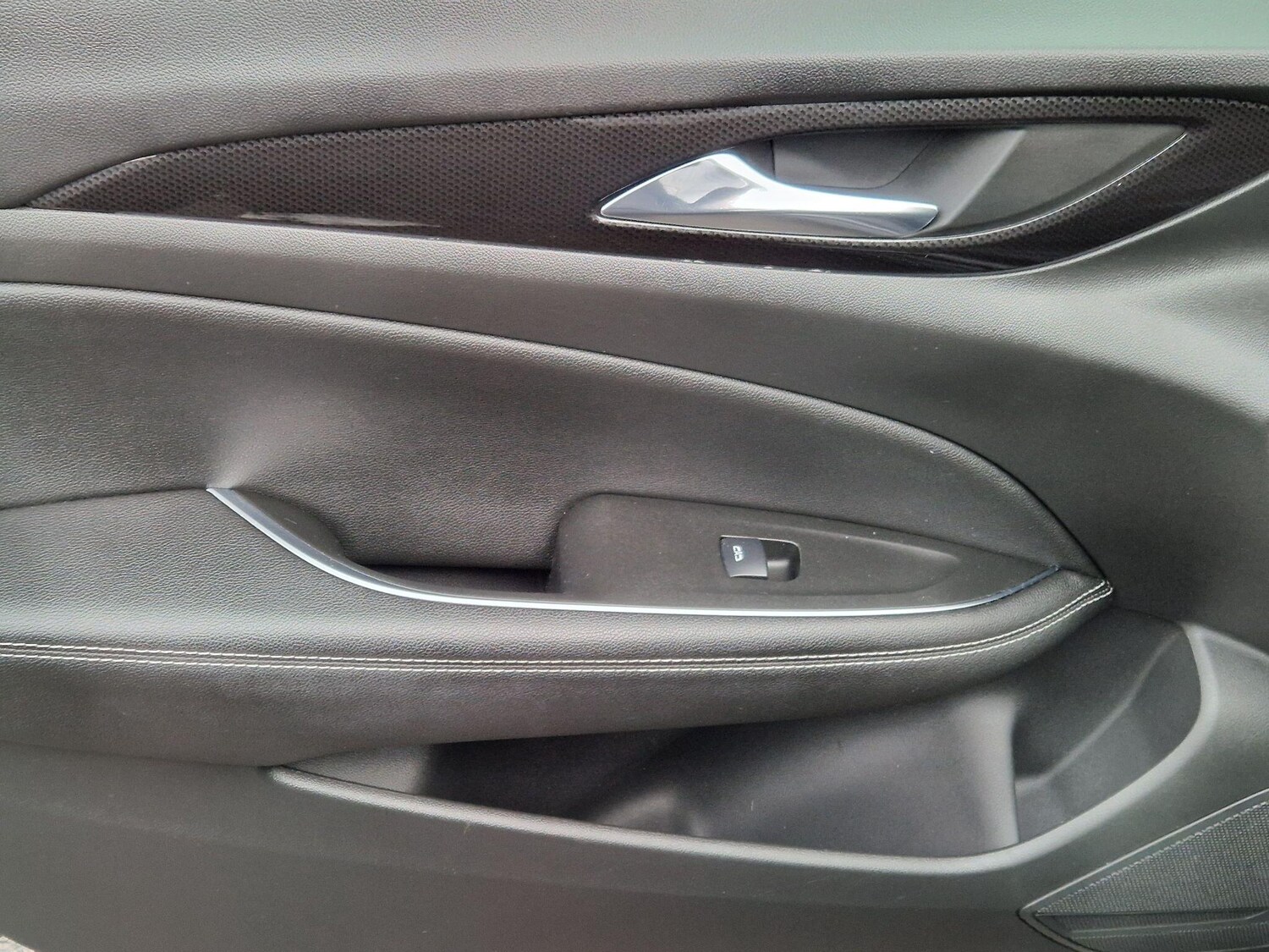 Used Vauxhall Insignia 2019 for sale - 77351944: Photo 38