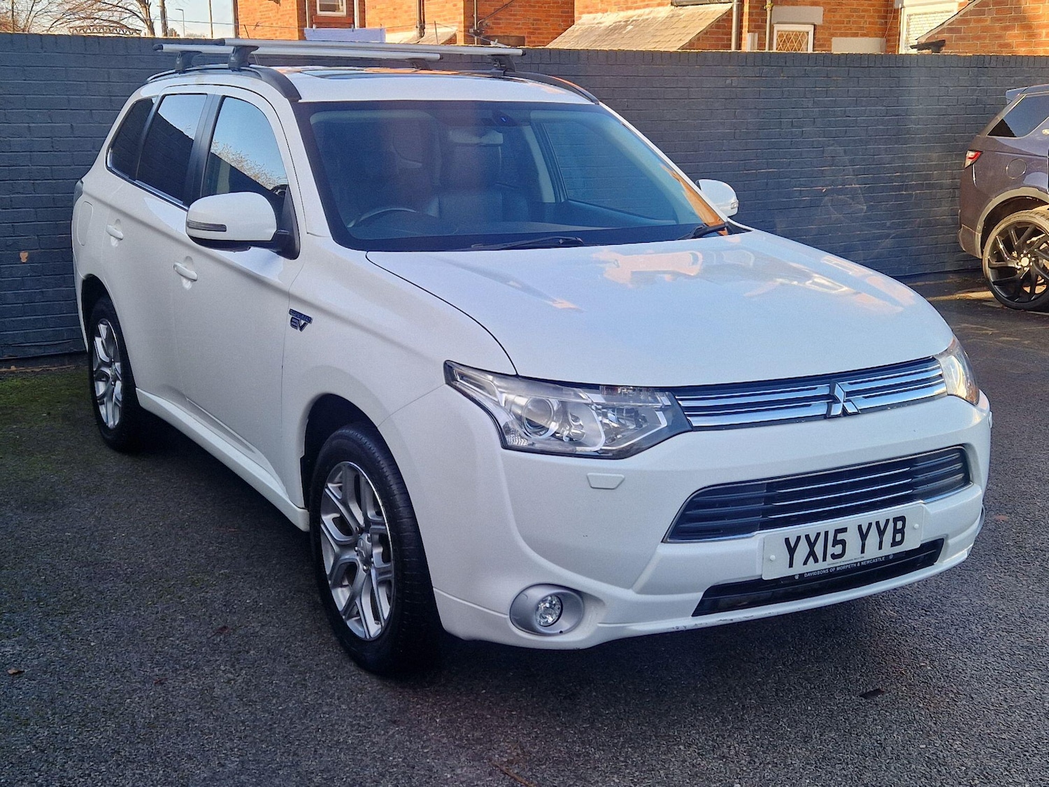 Used Mitsubishi Outlander 2015 for sale - 77230369: Photo 3