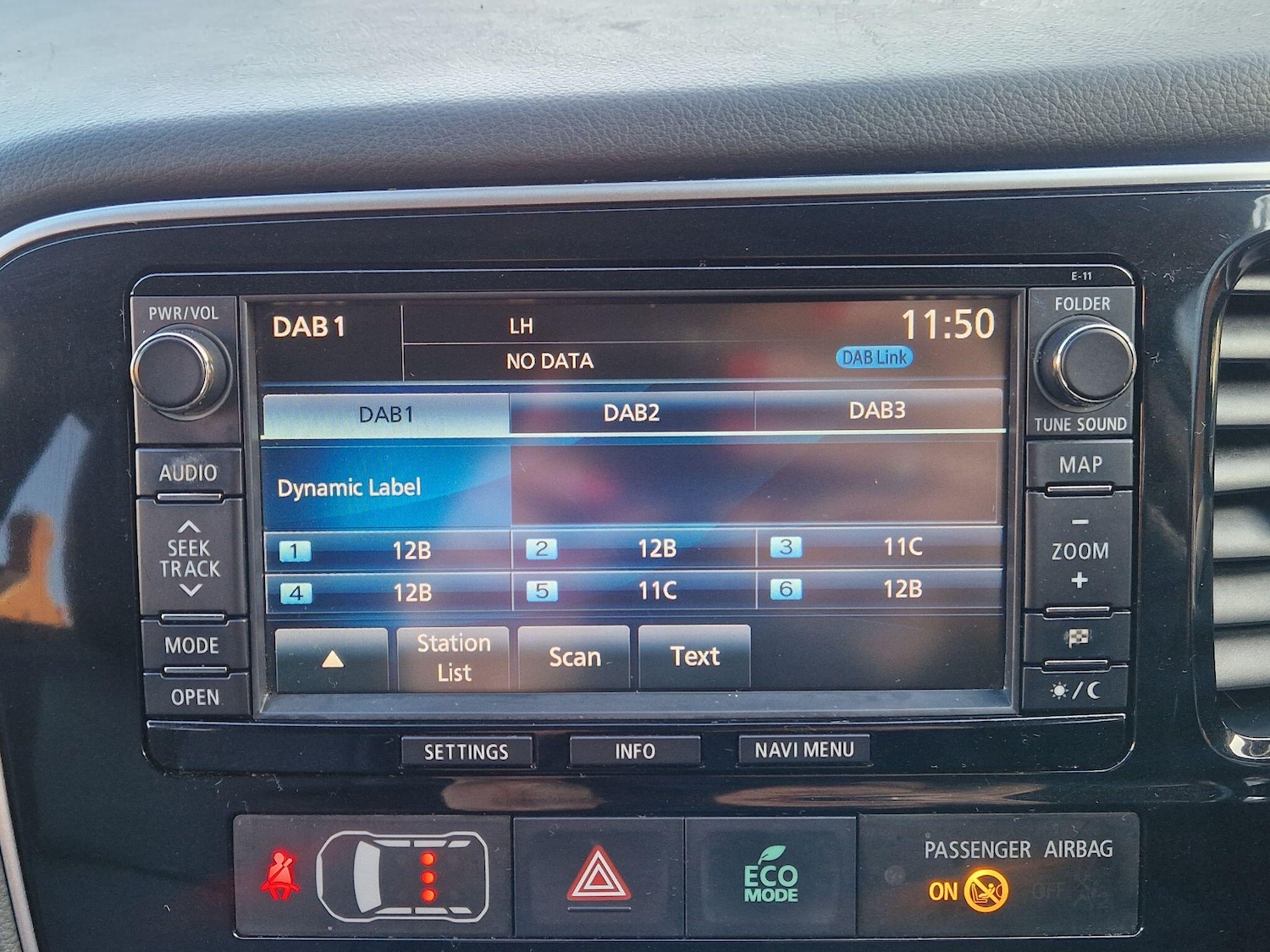 Used Mitsubishi Outlander 2015 for sale - 77230369: Photo 43