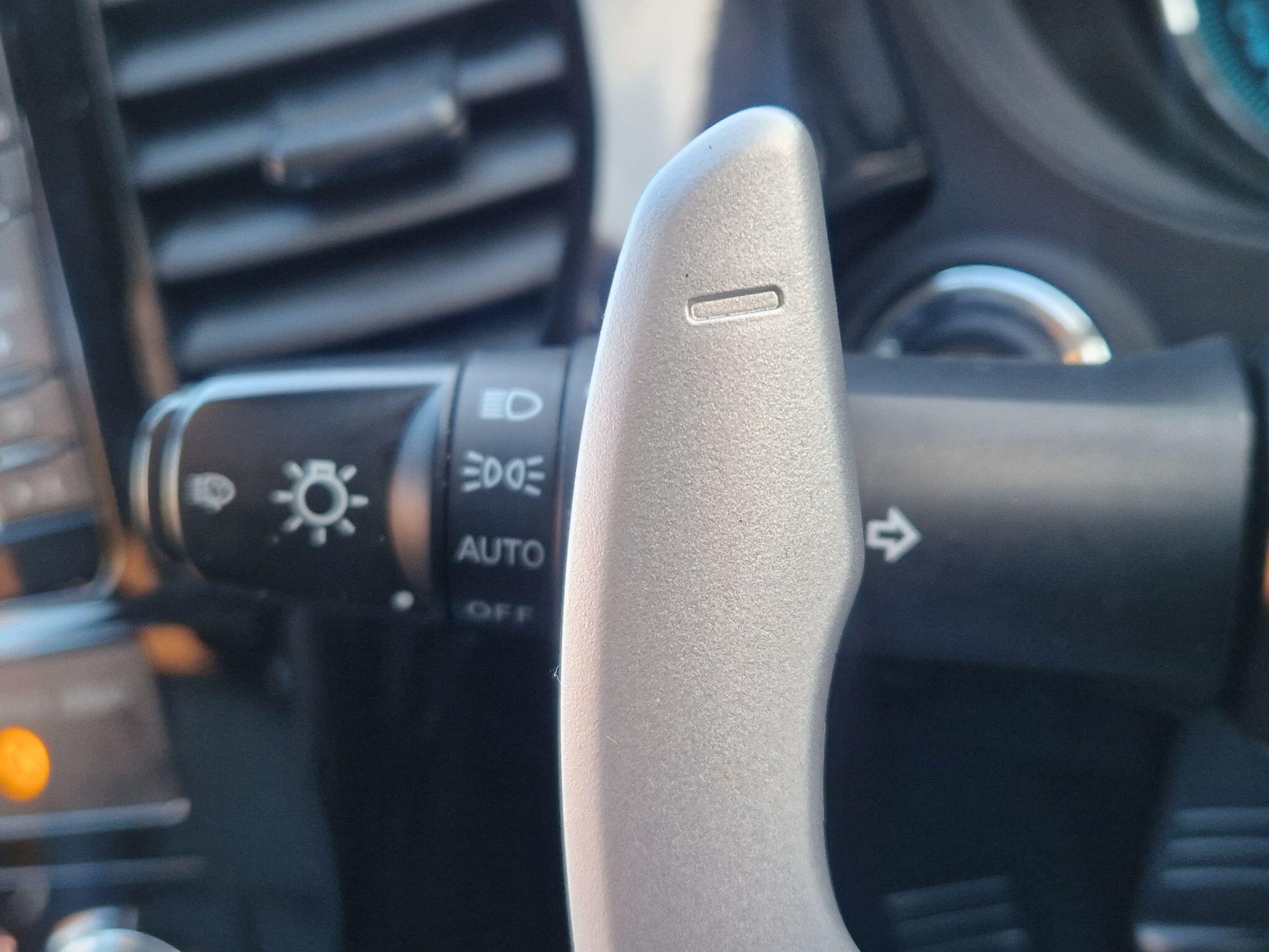 Used Mitsubishi Outlander 2015 for sale - 77230369: Photo 44