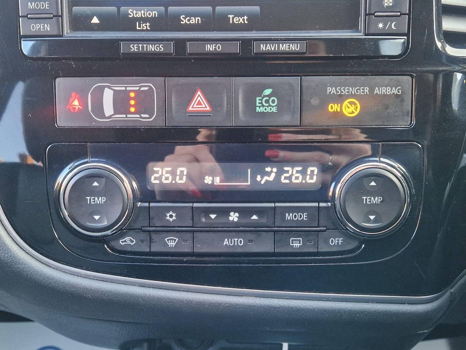 Used Mitsubishi Outlander 2015 for sale - 77230369: Photo 49