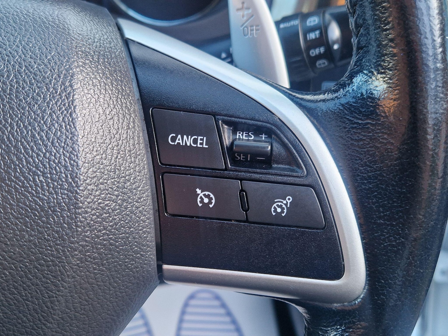 Used Mitsubishi Outlander 2015 for sale - 77230369: Photo 50