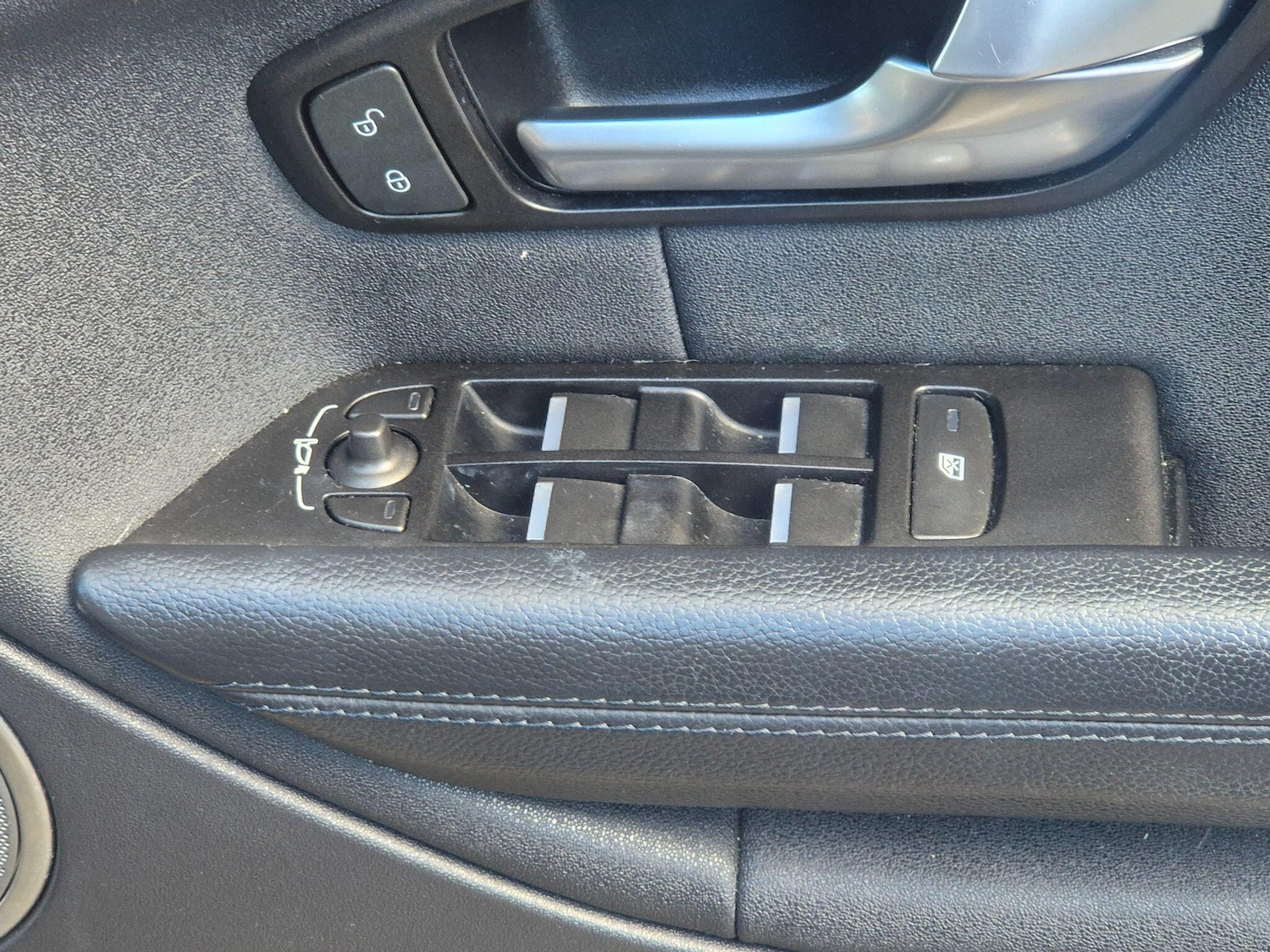 Used Land Rover Range Rover Evoque 2016 for sale - 76781839: Photo 33