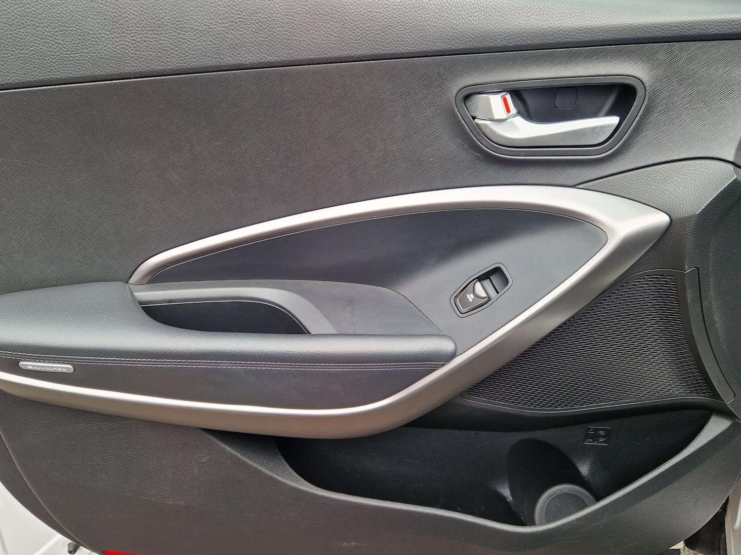 Used Hyundai Santa Fe 2013 for sale - 78047697: Photo 38