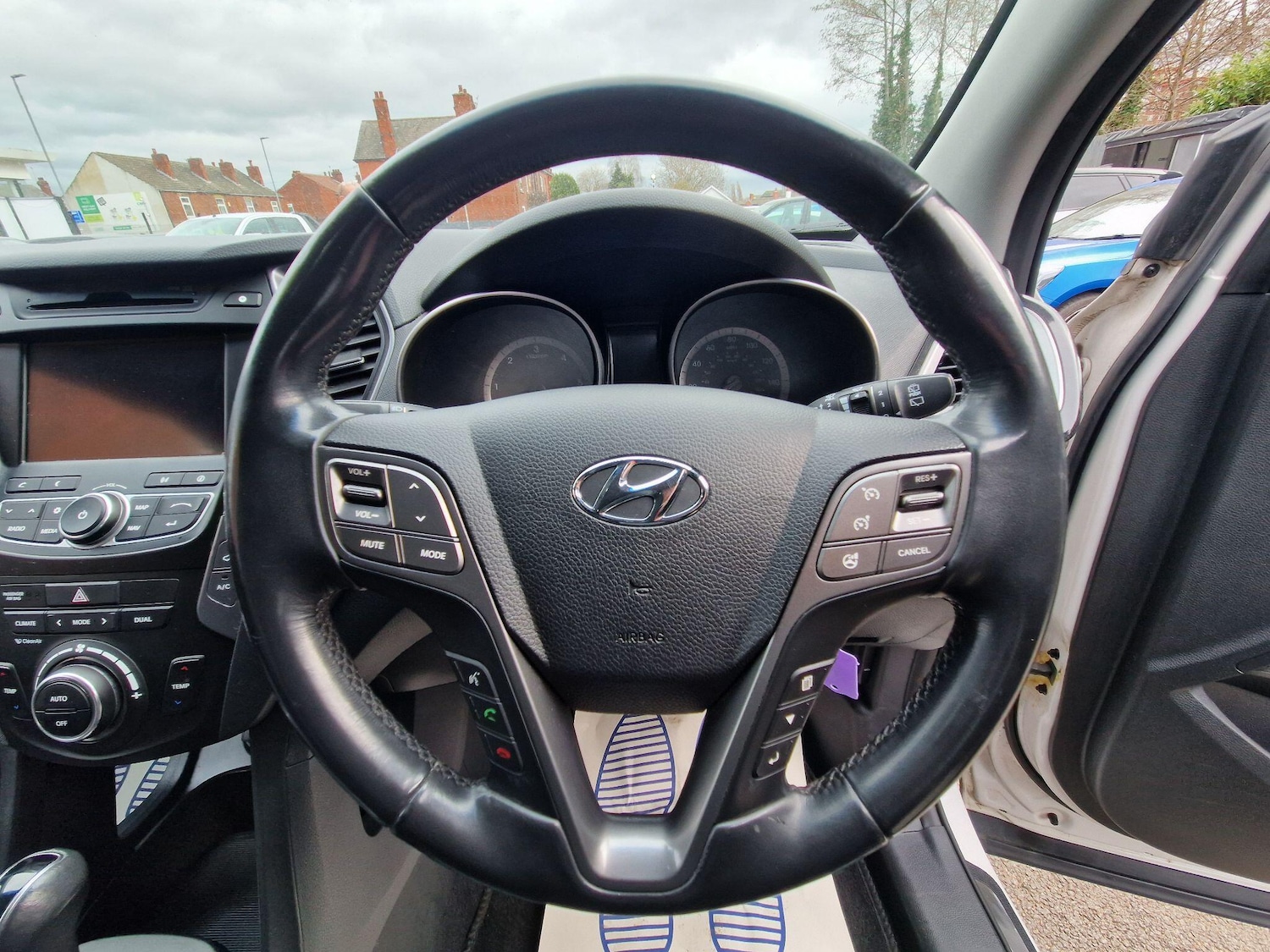 Used Hyundai Santa Fe 2013 for sale - 78047697: Photo 45