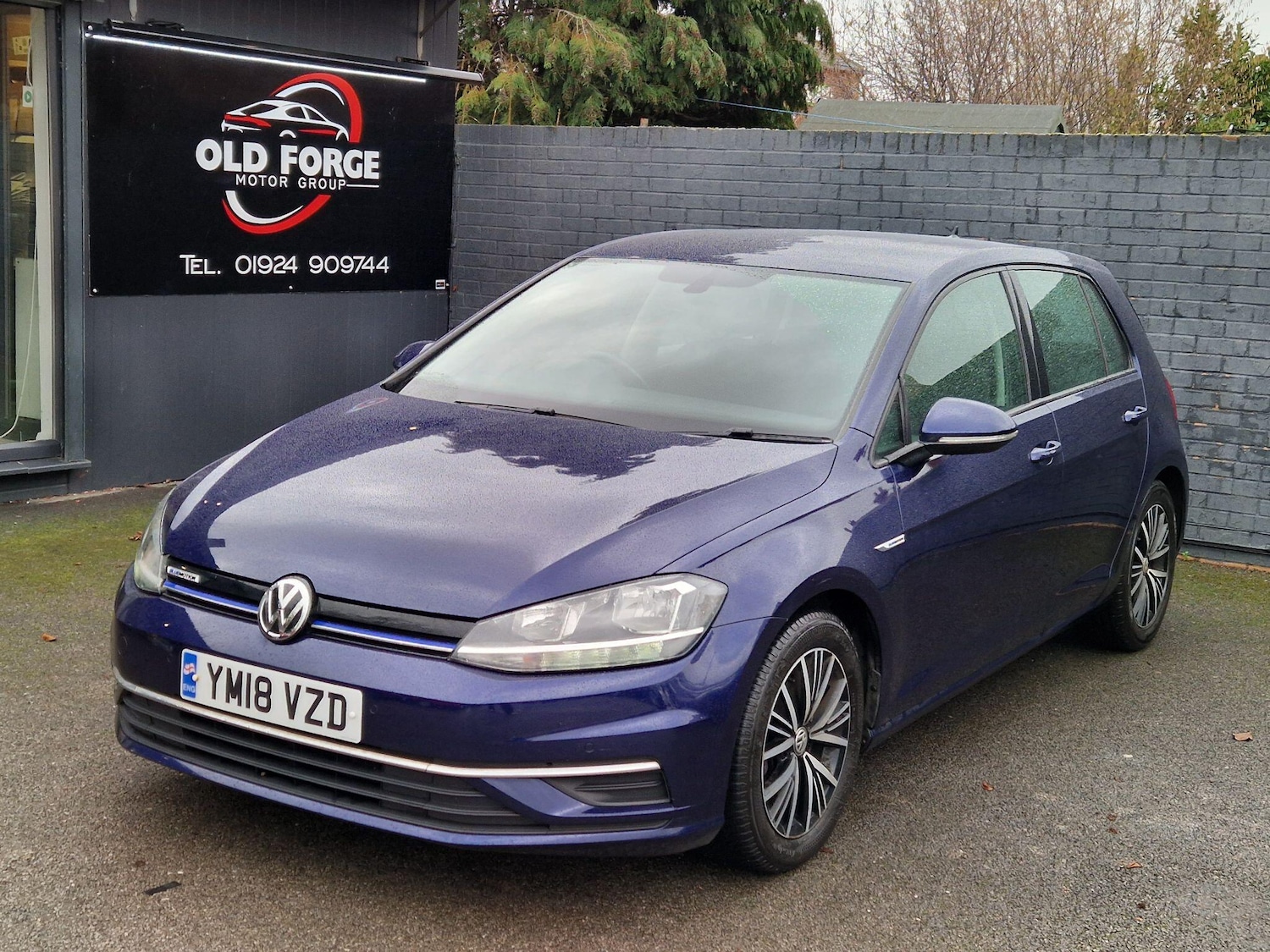 Used Volkswagen Golf 2018 for sale - 77304885: Photo 1