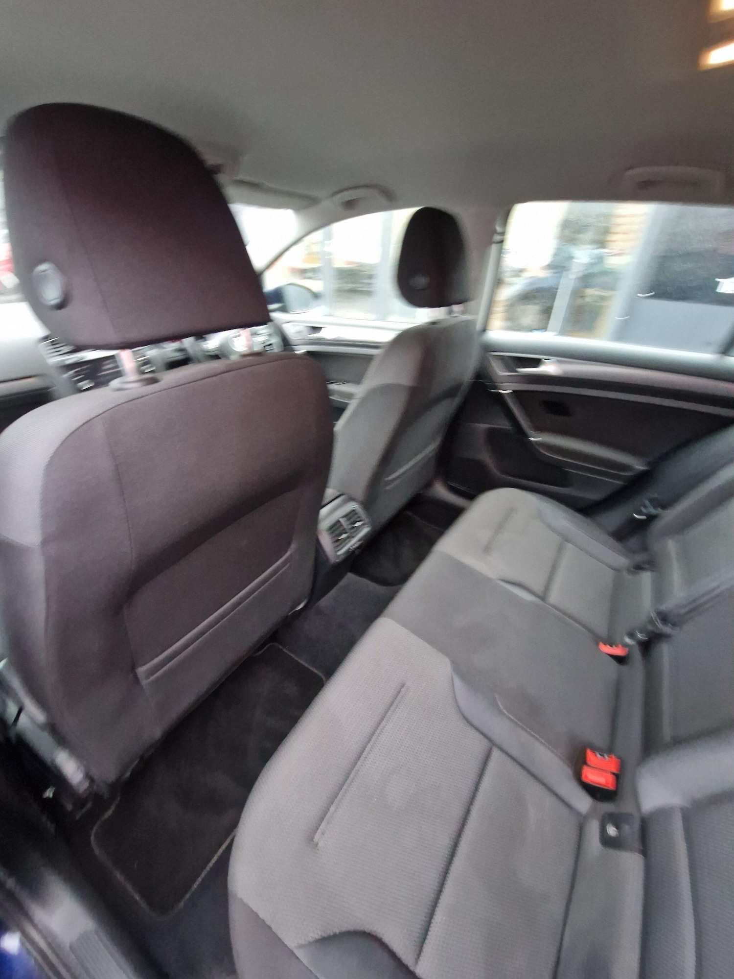 Used Volkswagen Golf 2018 for sale - 77304885: Photo 38