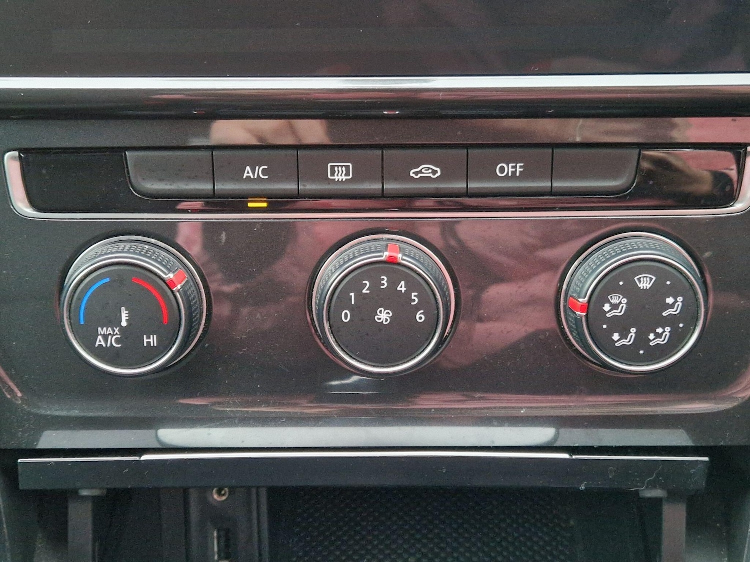 Used Volkswagen Golf 2018 for sale - 77304885: Photo 49